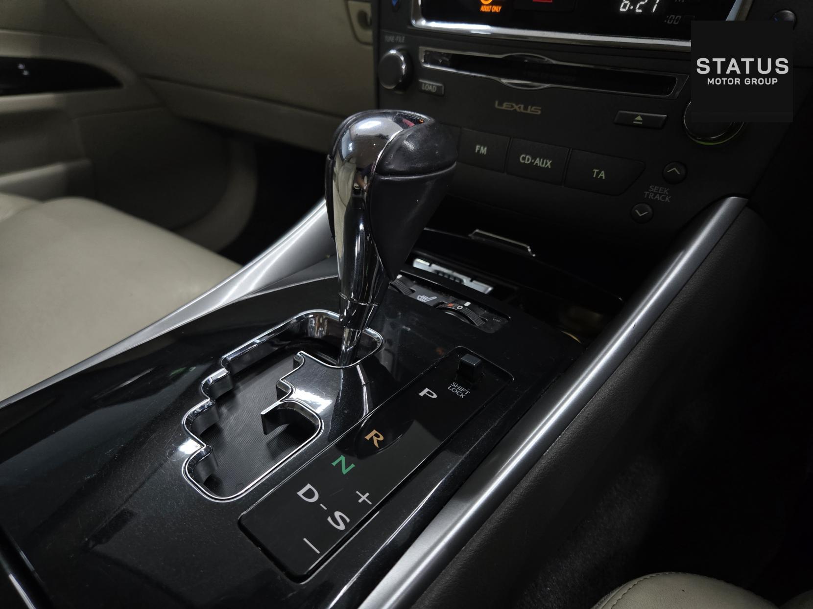 Lexus IS 2.5 250 V6 Advance Saloon 4dr Petrol Auto Euro 5 (208 ps)