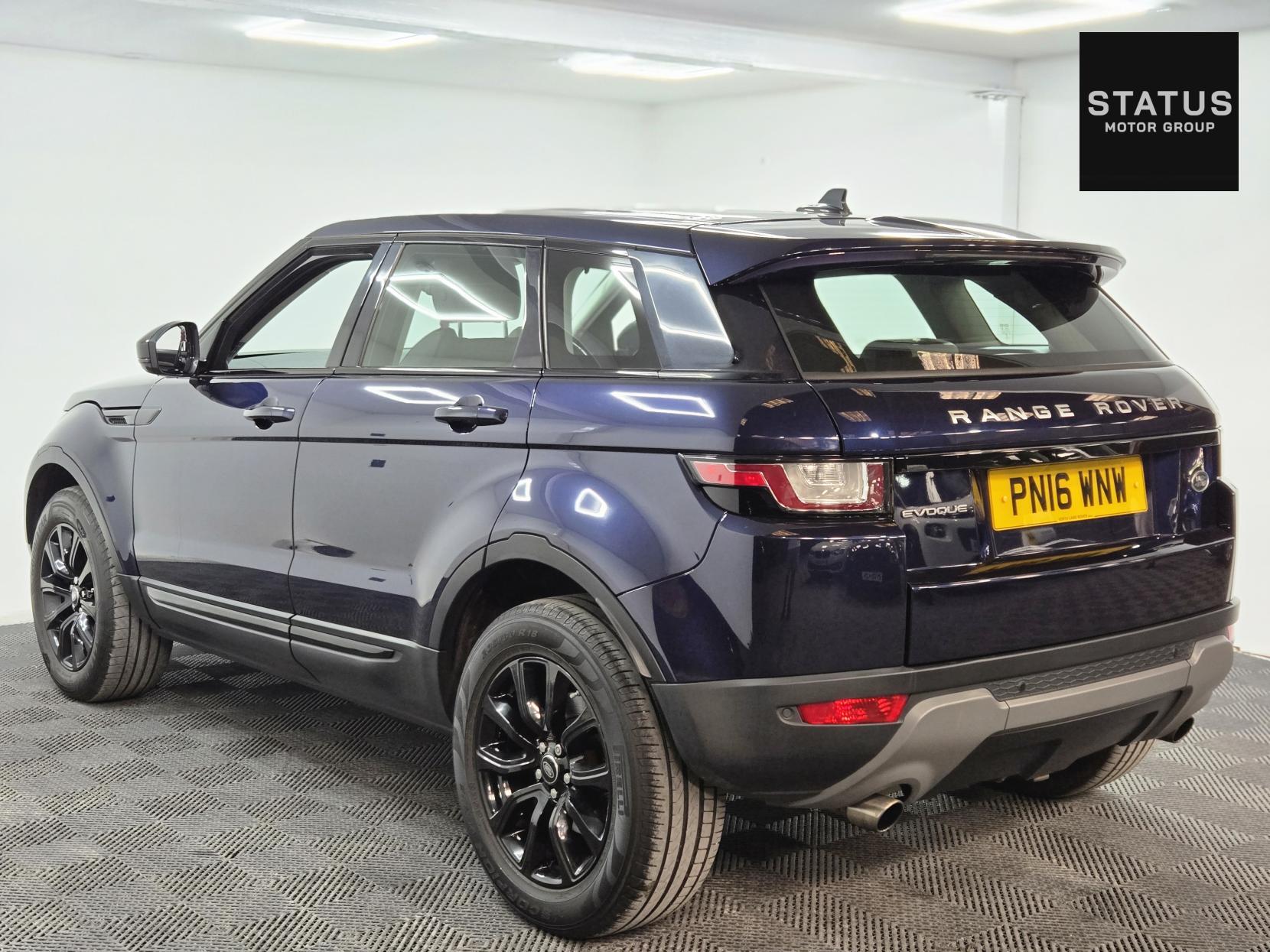 Land Rover Range Rover Evoque 2.0 TD4 SE Tech SUV 5dr Diesel Auto 4WD Euro 6 (s/s) (180 ps)