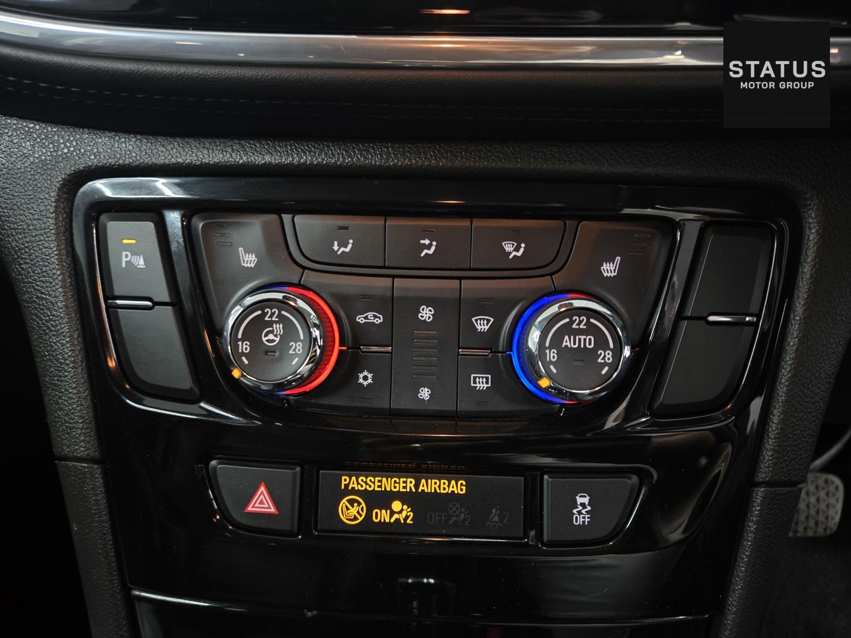 Vauxhall Mokka X 1.6 CDTi Elite SUV 5dr Diesel Auto Euro 6 (136 ps)