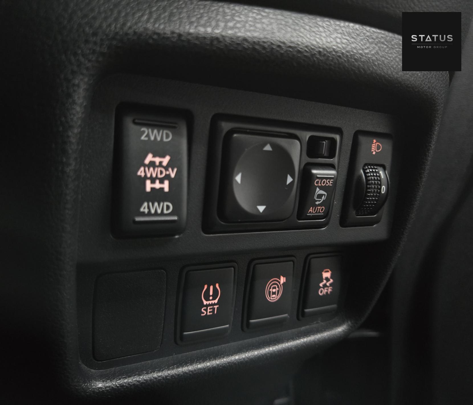 Nissan Juke 1.6 DIG-T Tekna SUV 5dr Petrol XTRON 4WD Euro 6 (190 ps)