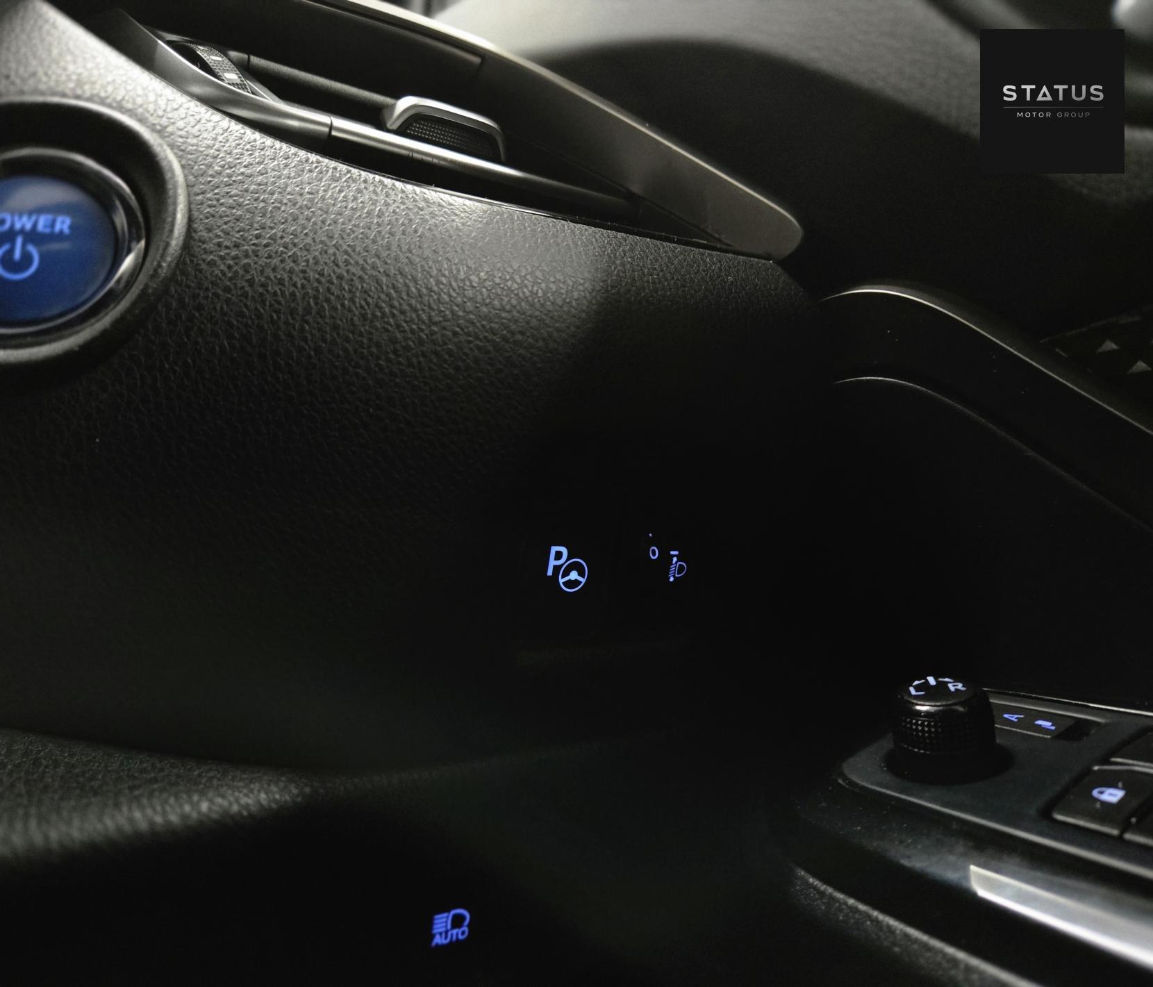 Toyota C-HR 1.8 VVT-h Excel SUV 5dr Petrol Hybrid CVT Euro 6 (s/s) (122 ps)