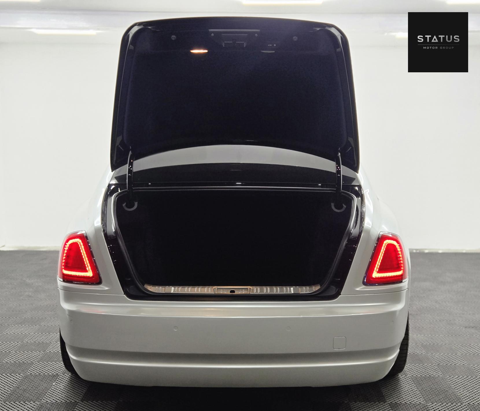 Rolls-Royce Ghost 6.6 V12 Saloon 4dr Petrol Auto Euro 6 EWB (563 bhp)