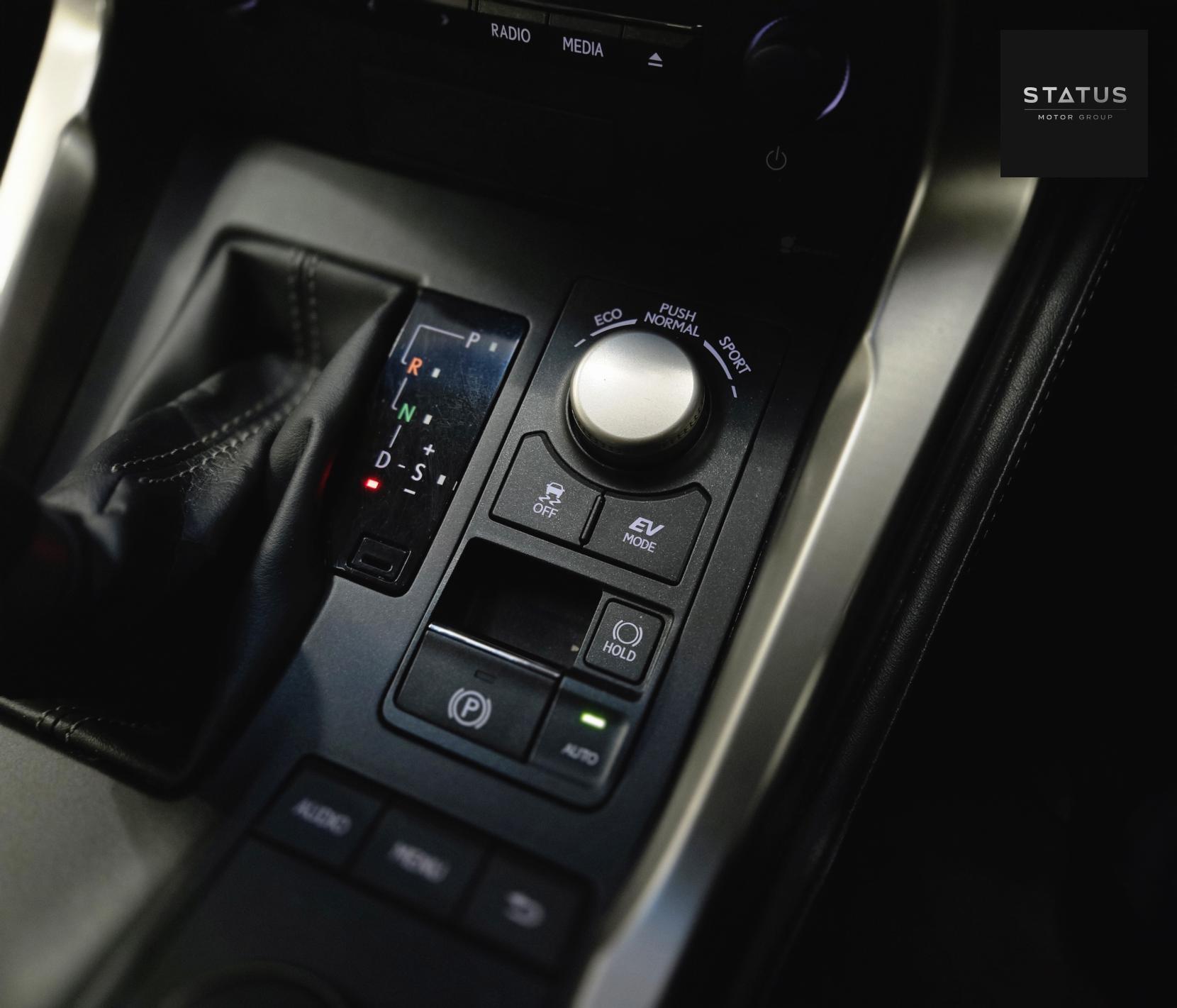 Lexus NX 2.5 300h Sport SUV 5dr Petrol Hybrid E-CVT 4WD Euro 6 (s/s) (197 ps)