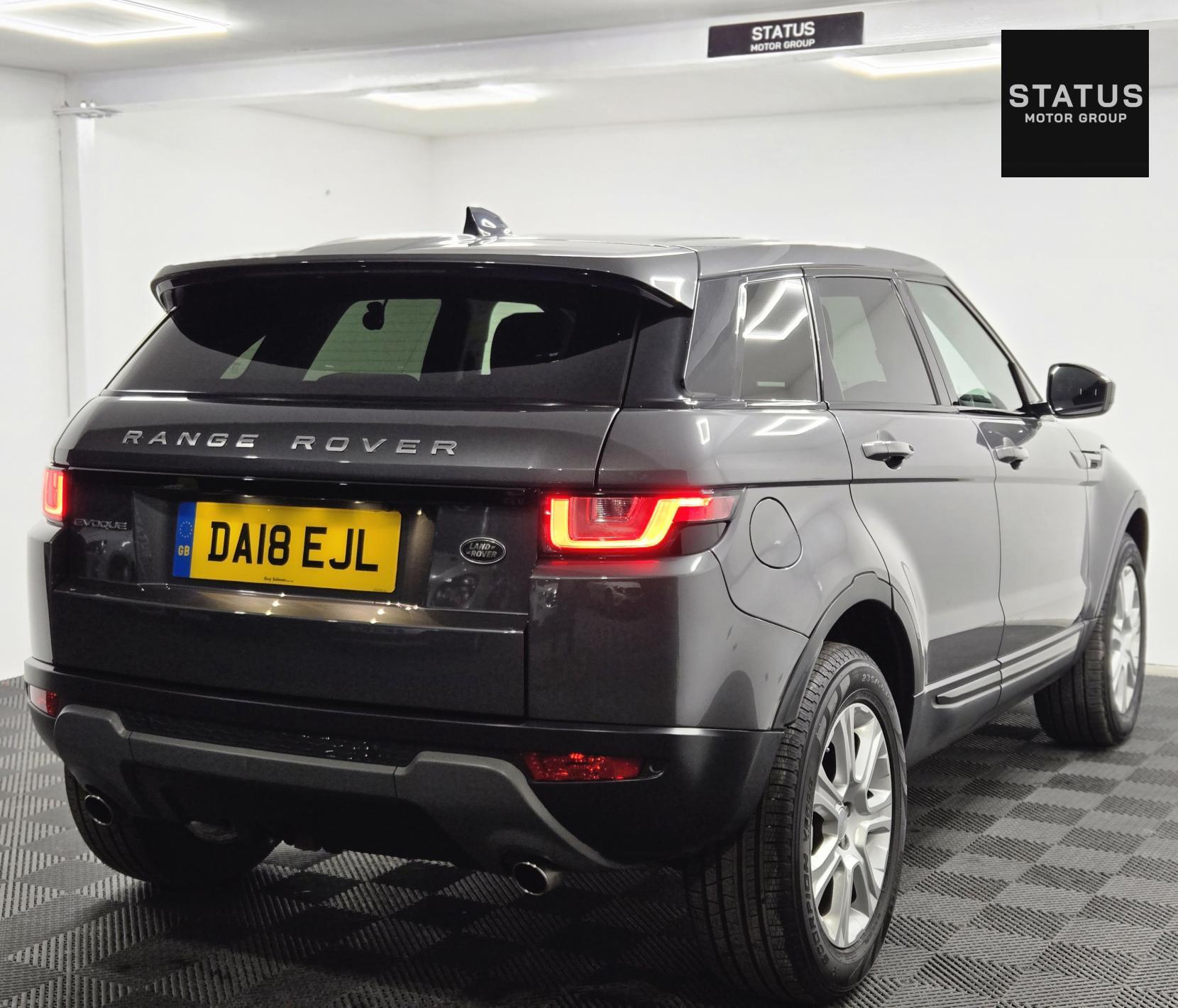 Land Rover Range Rover Evoque 2.0 TD4 SE Tech SUV 5dr Diesel Auto 4WD Euro 6 (s/s) (180 ps)