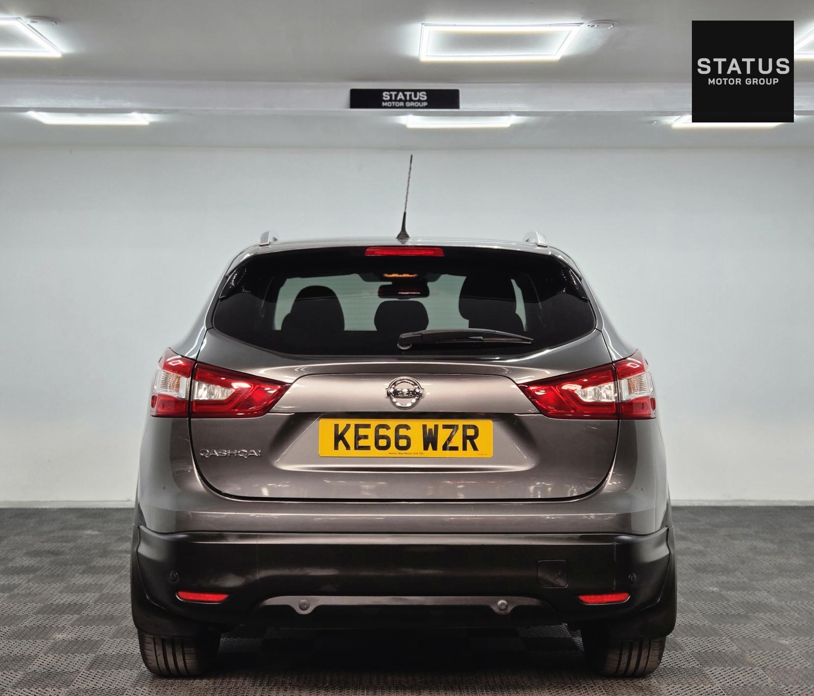 Nissan Qashqai 1.2 DIG-T N-Connecta SUV 5dr Petrol Manual 2WD Euro 6 (s/s) (115 ps)