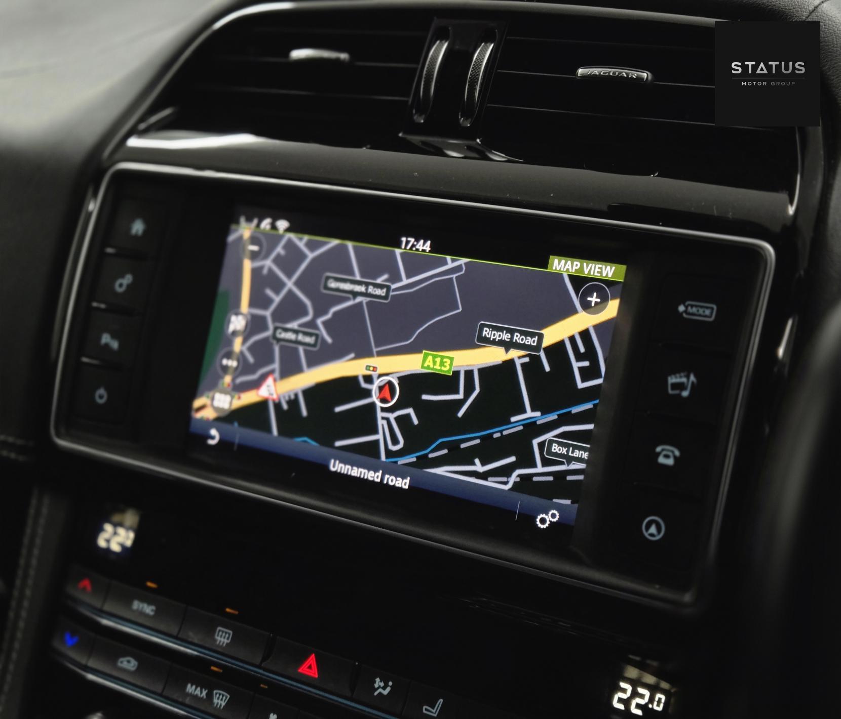 Jaguar F-PACE 2.0 D180 R-Sport SUV 5dr Diesel Auto AWD Euro 6 (s/s) (180 ps)