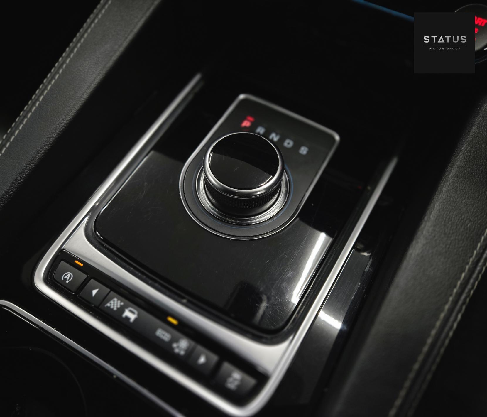 Jaguar F-PACE 2.0 D180 R-Sport SUV 5dr Diesel Auto AWD Euro 6 (s/s) (180 ps)