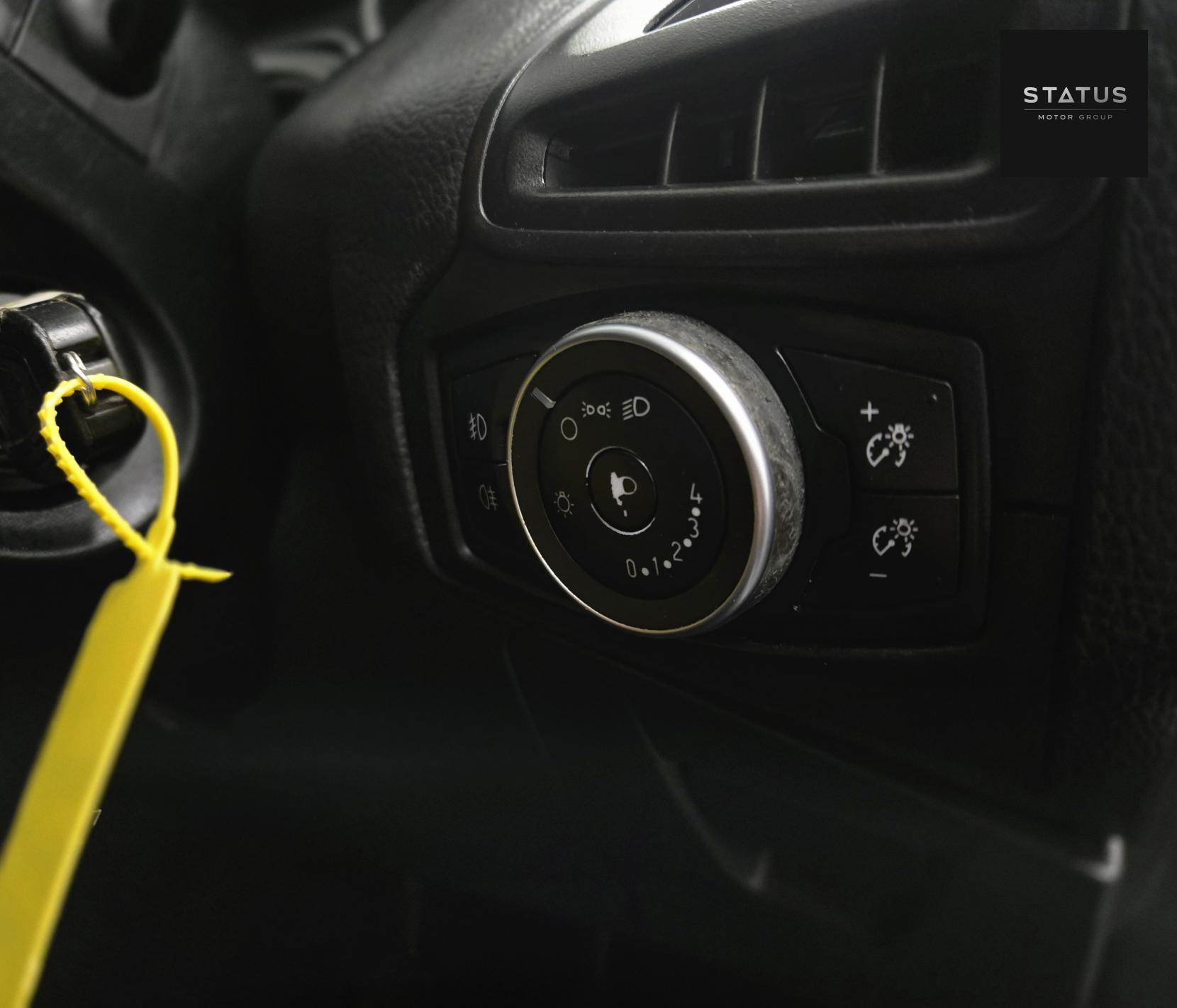 Ford Focus 1.5 TDCi Zetec Edition Hatchback 5dr Diesel Manual Euro 6 (s/s) (120 ps)