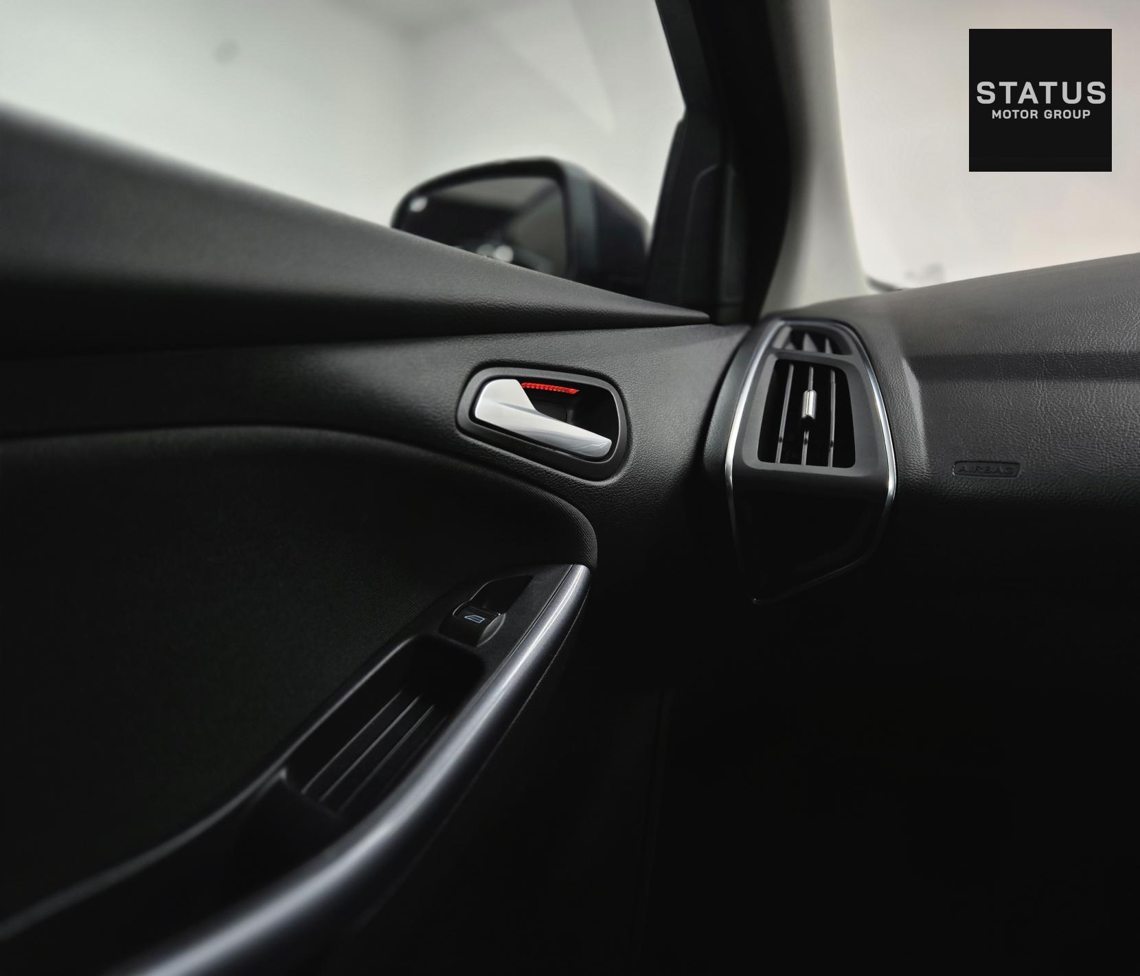 Ford Kuga 1.5T EcoBoost ST-Line SUV 5dr Petrol Auto AWD Euro 6 (s/s) (182 ps)