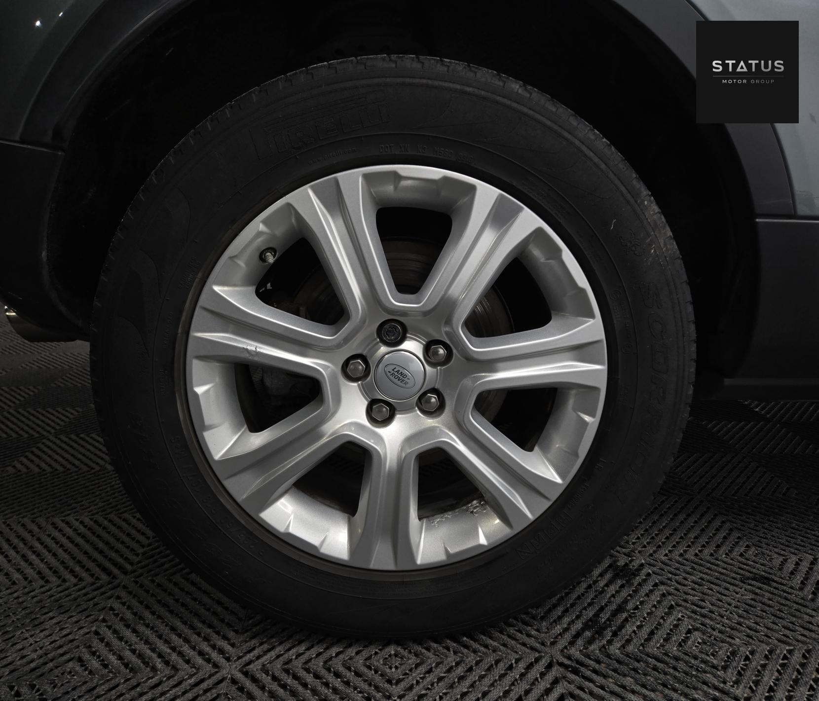 Land Rover Range Rover Evoque 2.0 TD4 SE Tech SUV 5dr Diesel Auto 4WD Euro 6 (s/s) (180 ps)