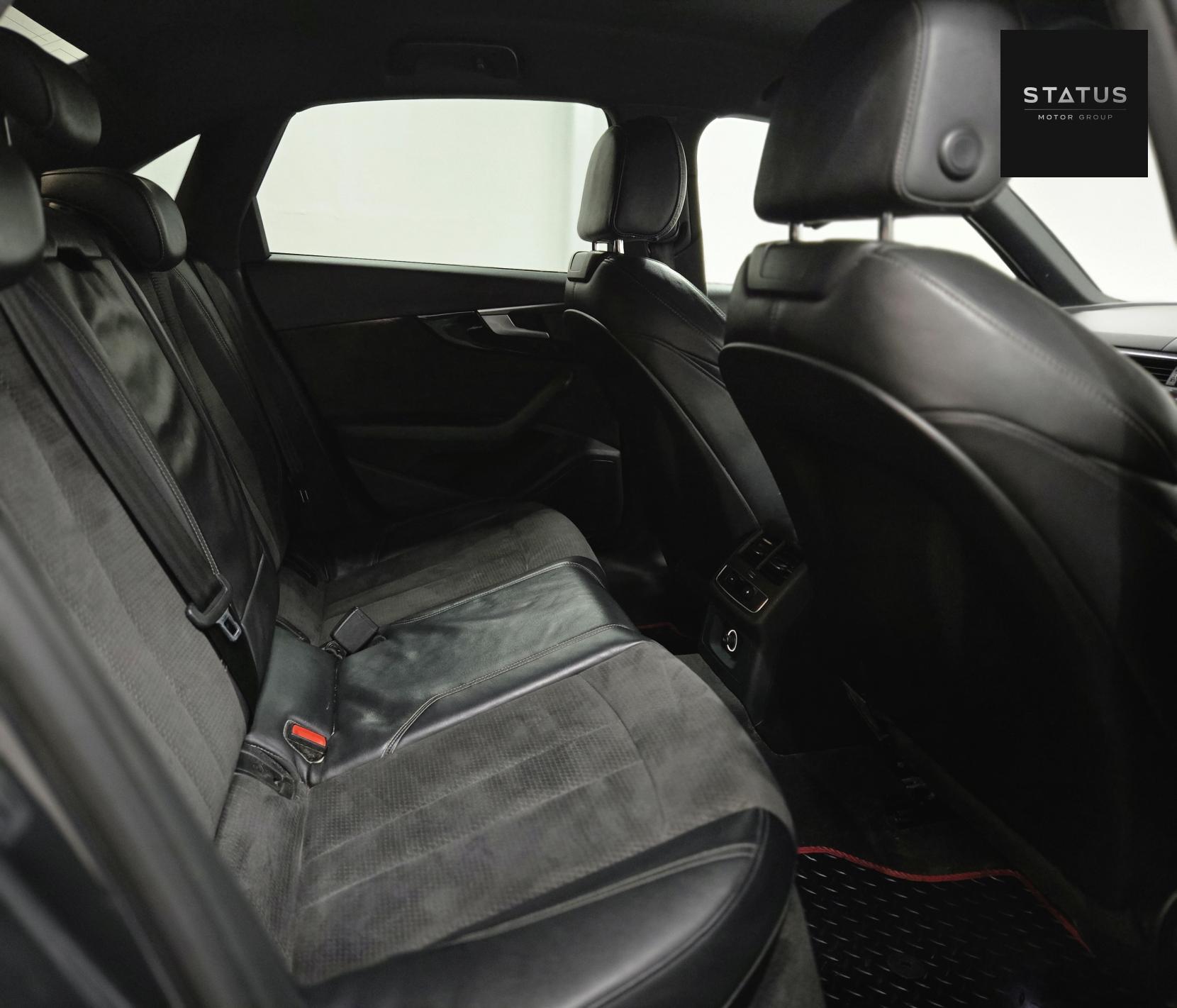 Audi A4 2.0 TDI Black Edition Saloon 4dr Diesel S Tronic quattro Euro 6 (s/s) (190 ps)