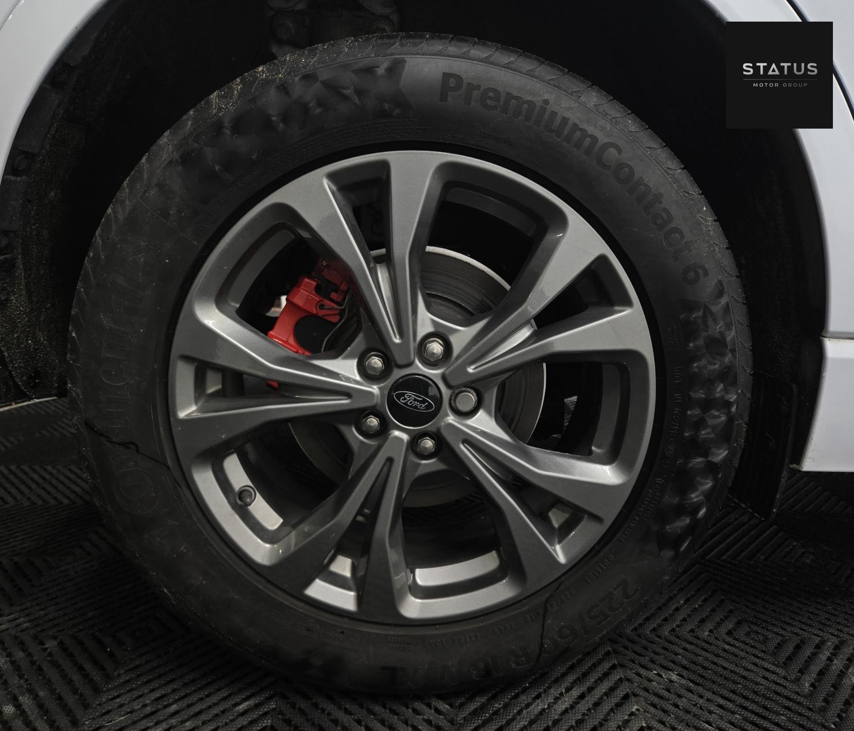 Ford Kuga 2.5 EcoBoost Duratec 14.4kWh ST-Line SUV 5dr Petrol Plug-in Hybrid CVT Euro 6 (s/s) (225 ps)