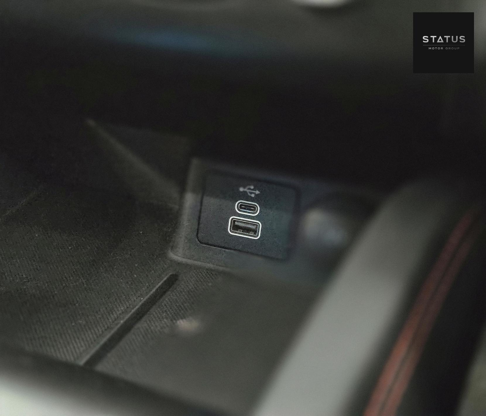 Ford Kuga 2.5 EcoBoost Duratec 14.4kWh ST-Line SUV 5dr Petrol Plug-in Hybrid CVT Euro 6 (s/s) (225 ps)