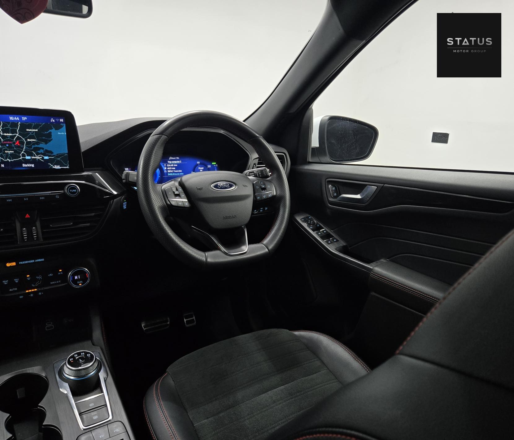 Ford Kuga 2.5 EcoBoost Duratec 14.4kWh ST-Line SUV 5dr Petrol Plug-in Hybrid CVT Euro 6 (s/s) (225 ps)