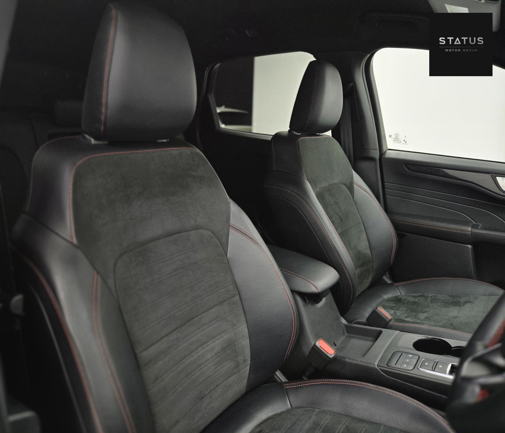 Ford Kuga 2.5 EcoBoost Duratec 14.4kWh ST-Line SUV 5dr Petrol Plug-in Hybrid CVT Euro 6 (s/s) (225 ps)