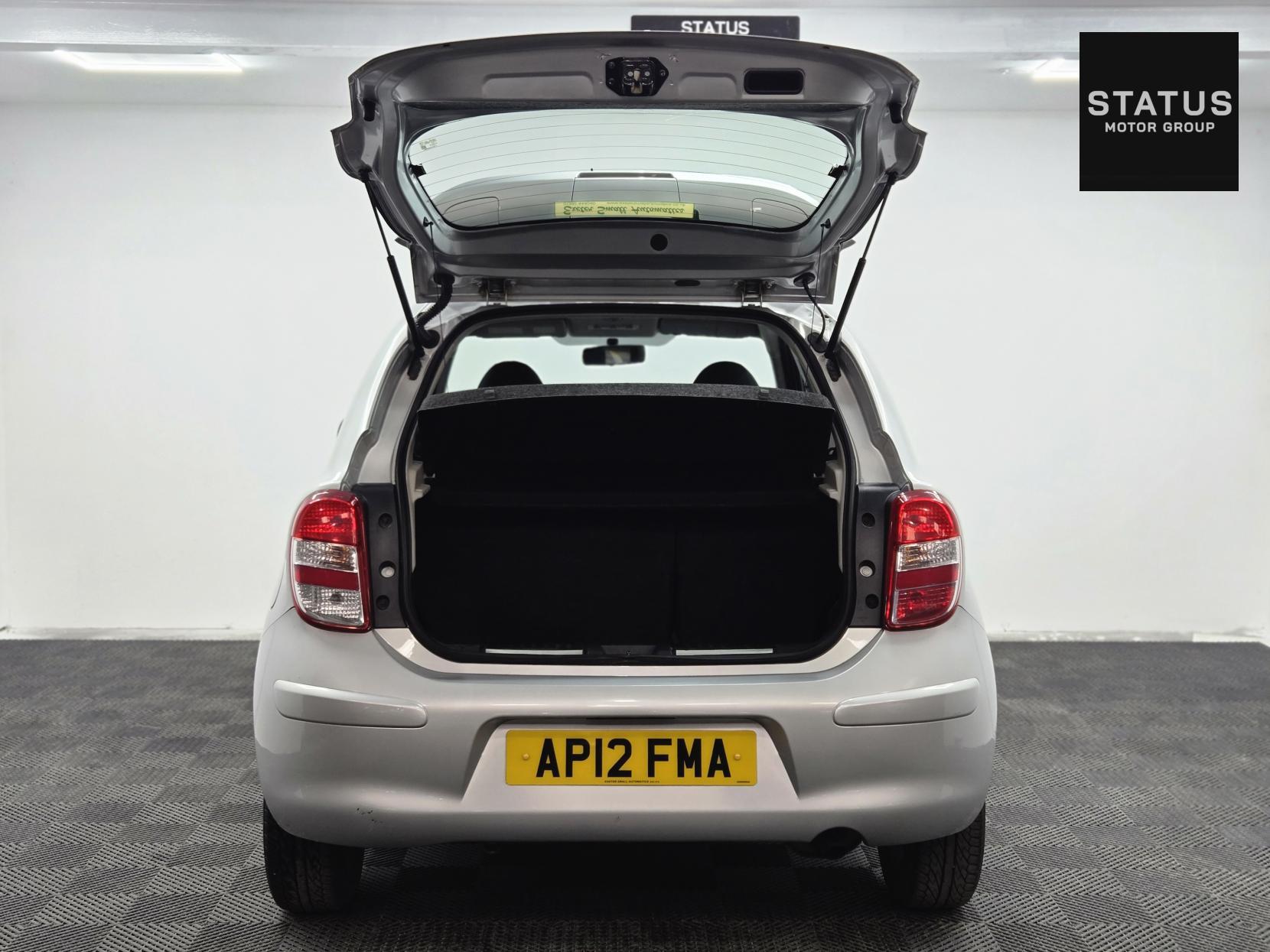 Nissan Micra 1.2 DIG-S Acenta Hatchback 5dr Petrol CVT Euro 5 (s/s) (98 ps)