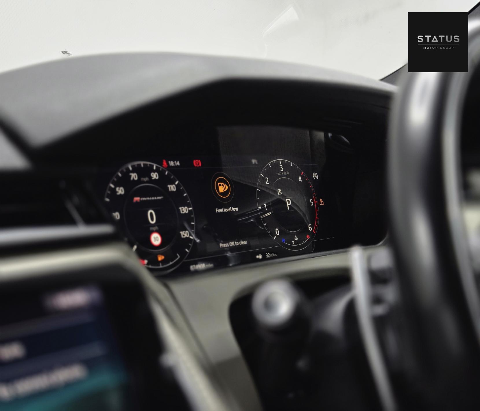 Land Rover Range Rover Velar 2.0 D240 R-Dynamic SE SUV 5dr Diesel Auto 4WD Euro 6 (s/s) (240 ps)