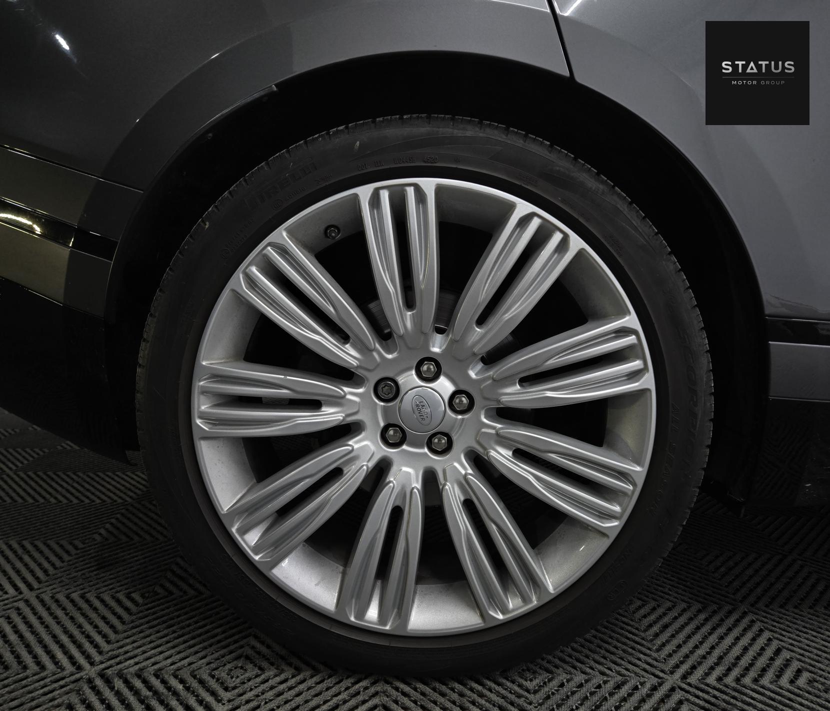 Land Rover Range Rover Velar 2.0 D240 R-Dynamic SE SUV 5dr Diesel Auto 4WD Euro 6 (s/s) (240 ps)