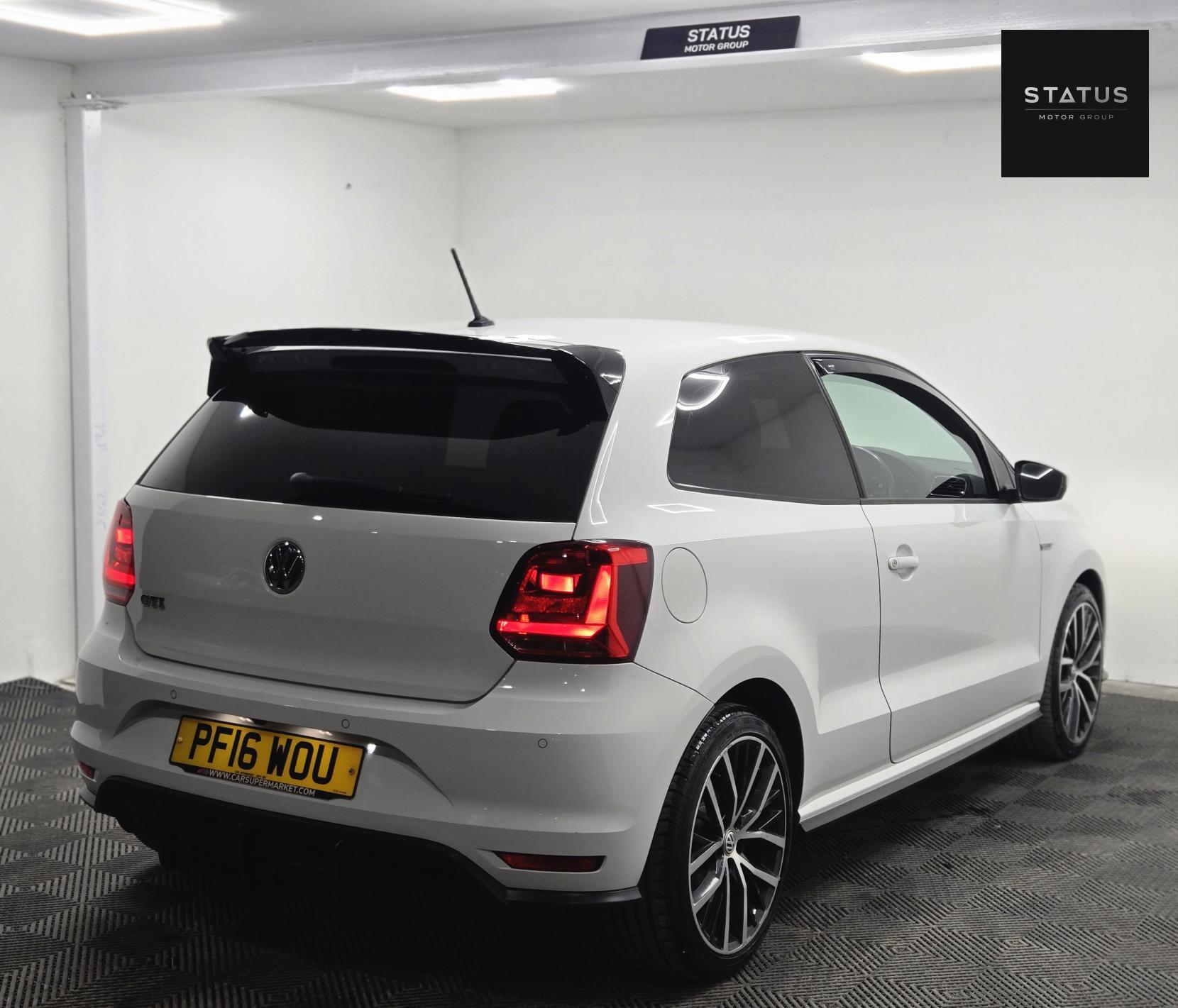 Volkswagen Polo 1.8 TSI BlueMotion Tech GTI Hatchback 3dr Petrol DSG Euro 6 (s/s) (192 ps)