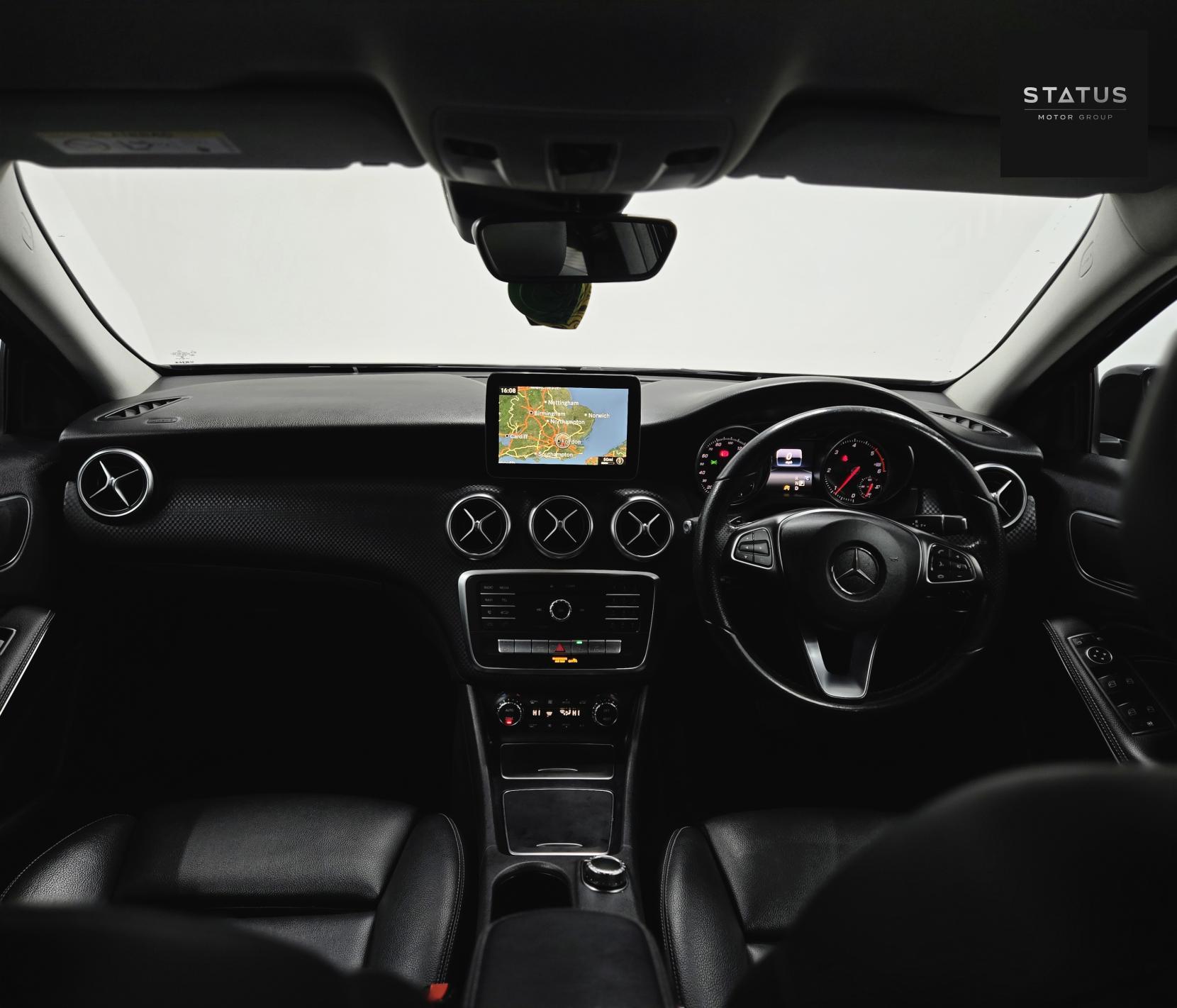 Mercedes-Benz A Class 1.5 A180d Sport (Executive) Hatchback 5dr Diesel 7G-DCT Euro 6 (s/s) (109 ps)