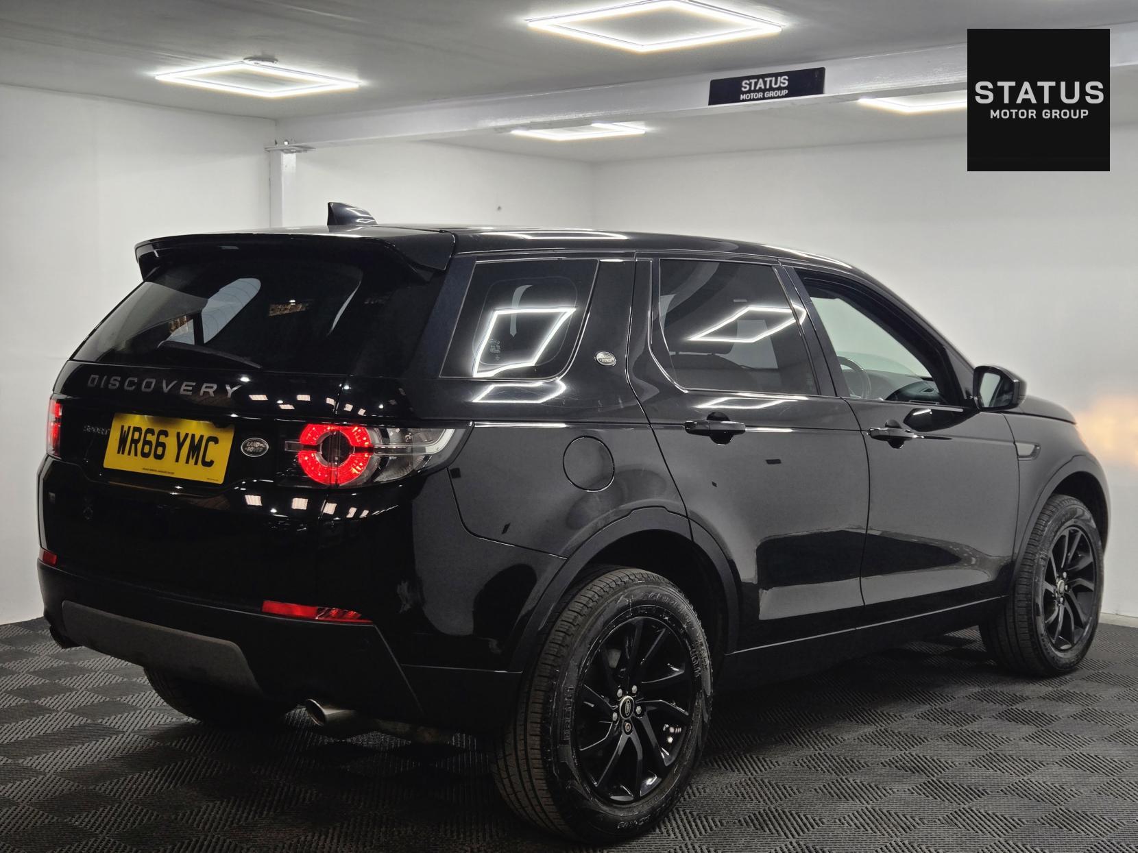 Land Rover Discovery Sport 2.0 TD4 SE SUV 5dr Diesel Auto 4WD Euro 6 (s/s) (180 ps)