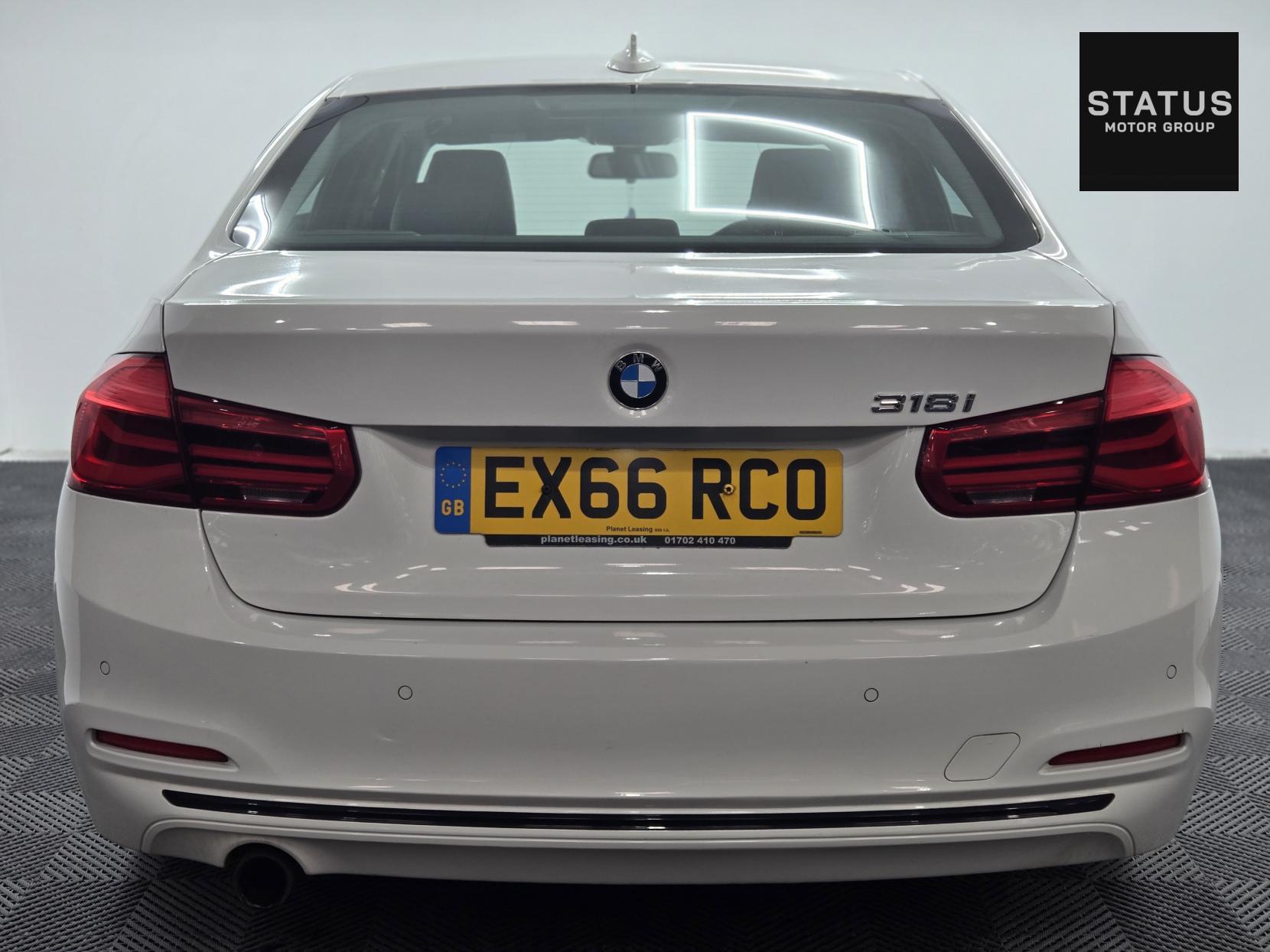 BMW 3 Series 1.5 318i Sport Saloon 4dr Petrol Auto Euro 6 (s/s) (136 ps)