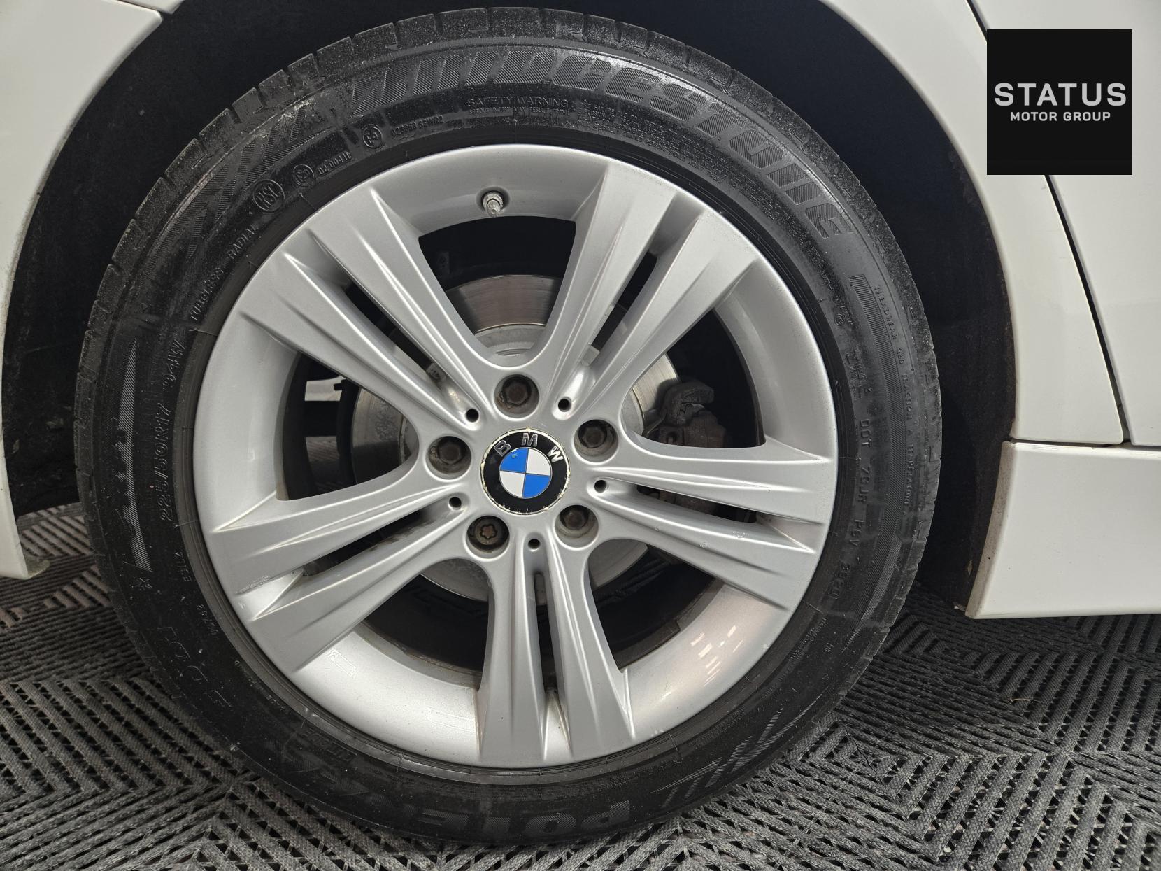 BMW 3 Series 1.5 318i Sport Saloon 4dr Petrol Auto Euro 6 (s/s) (136 ps)