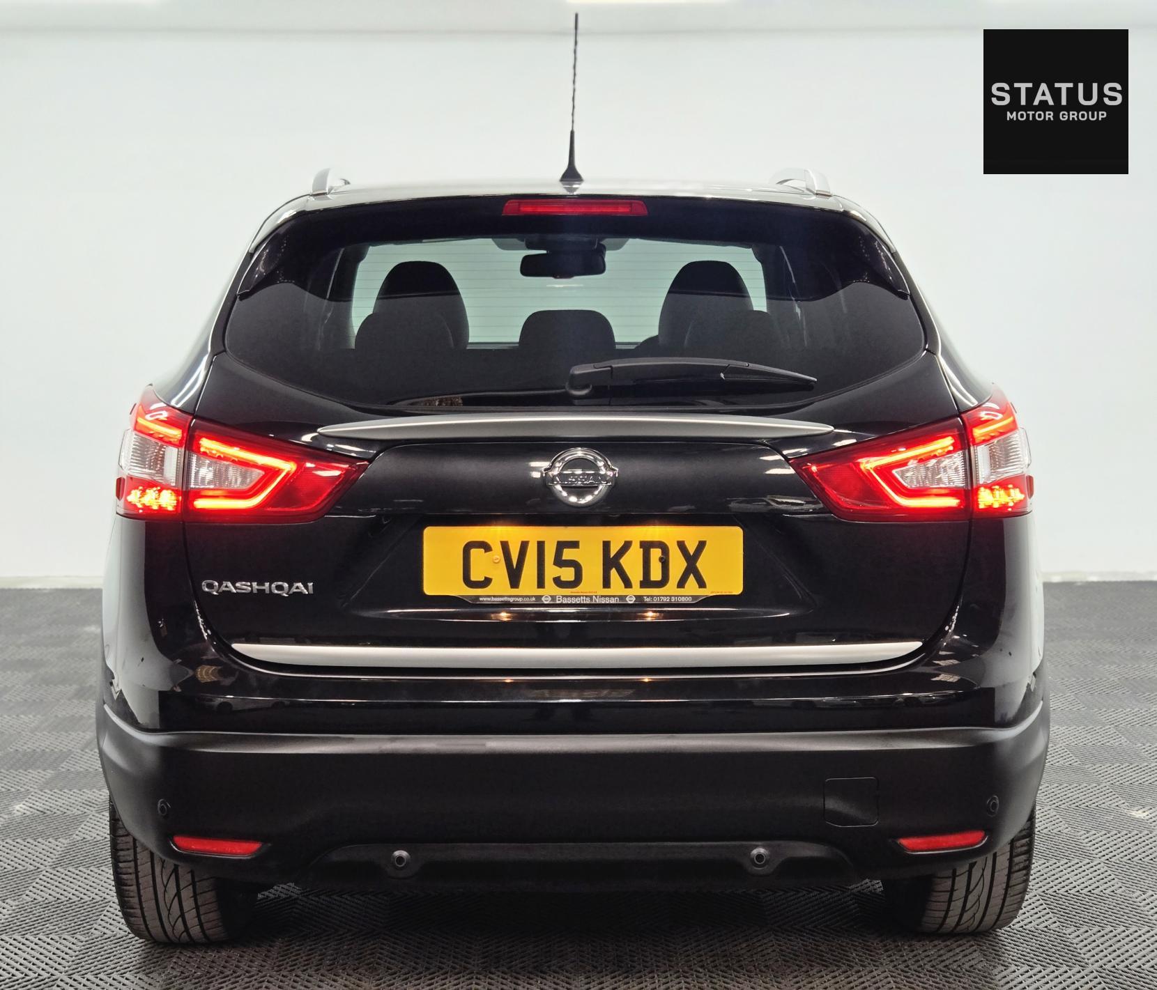 Nissan Qashqai 1.2 DIG-T Tekna SUV 5dr Petrol XTRON 2WD Euro 5 (s/s) (115 ps)
