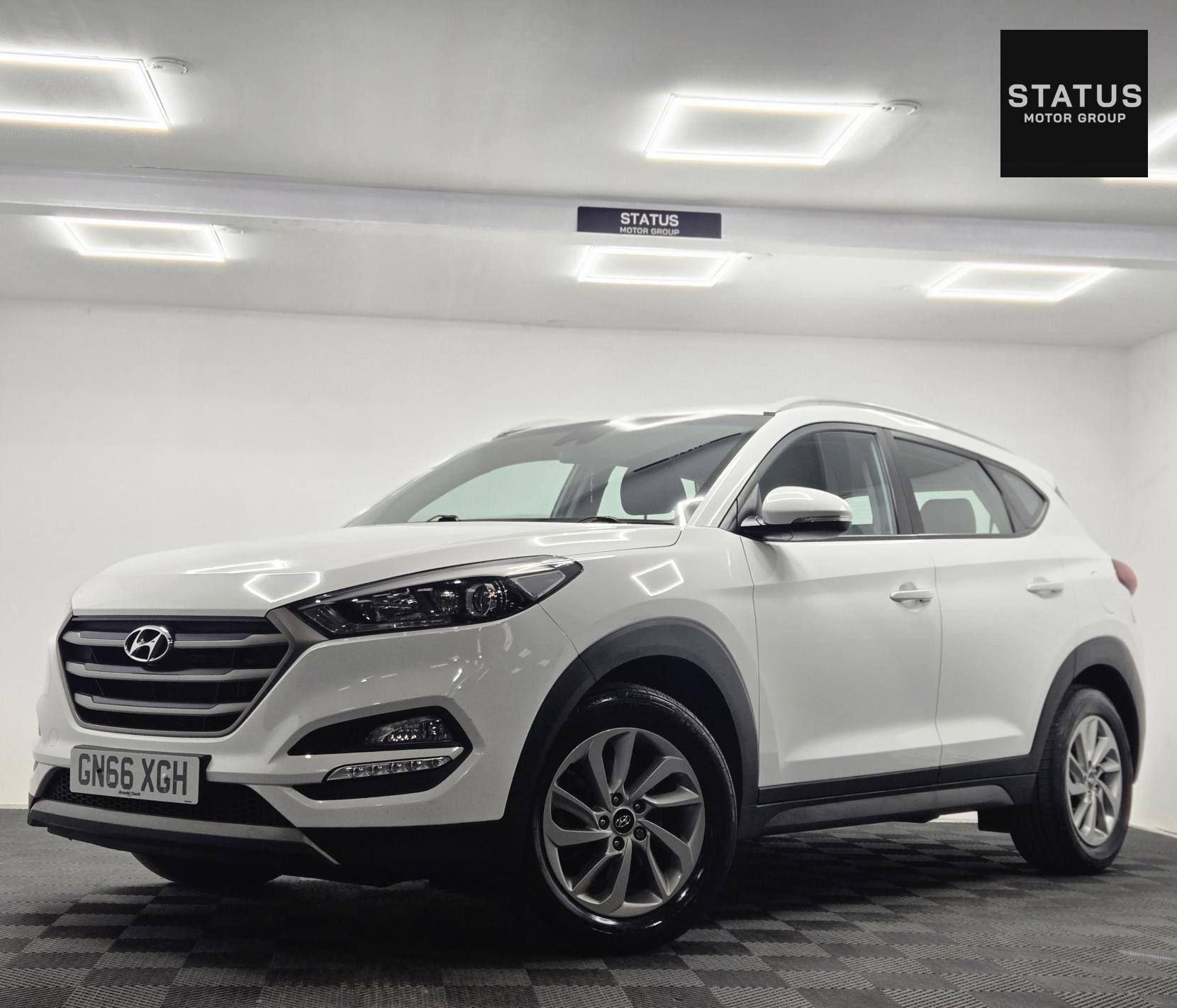 Hyundai TUCSON 2.0 CRDi SE Nav SUV 5dr Diesel Auto 4WD Euro 6 (185 ps)