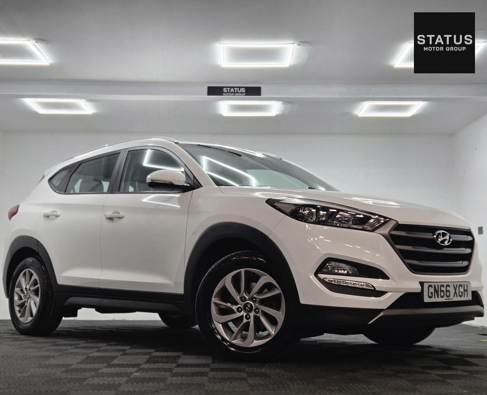 Hyundai TUCSON 2.0 CRDi SE Nav SUV 5dr Diesel Auto 4WD Euro 6 (185 ps)