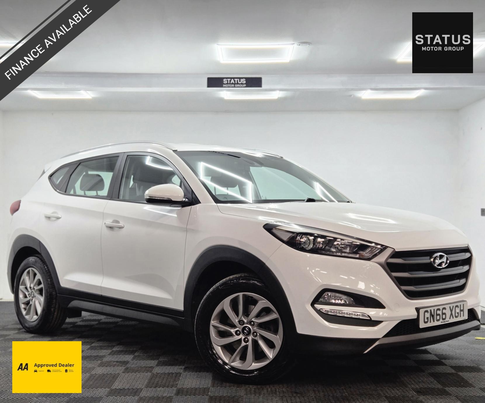 Hyundai TUCSON 2.0 CRDi SE Nav SUV 5dr Diesel Auto 4WD Euro 6 (185 ps)