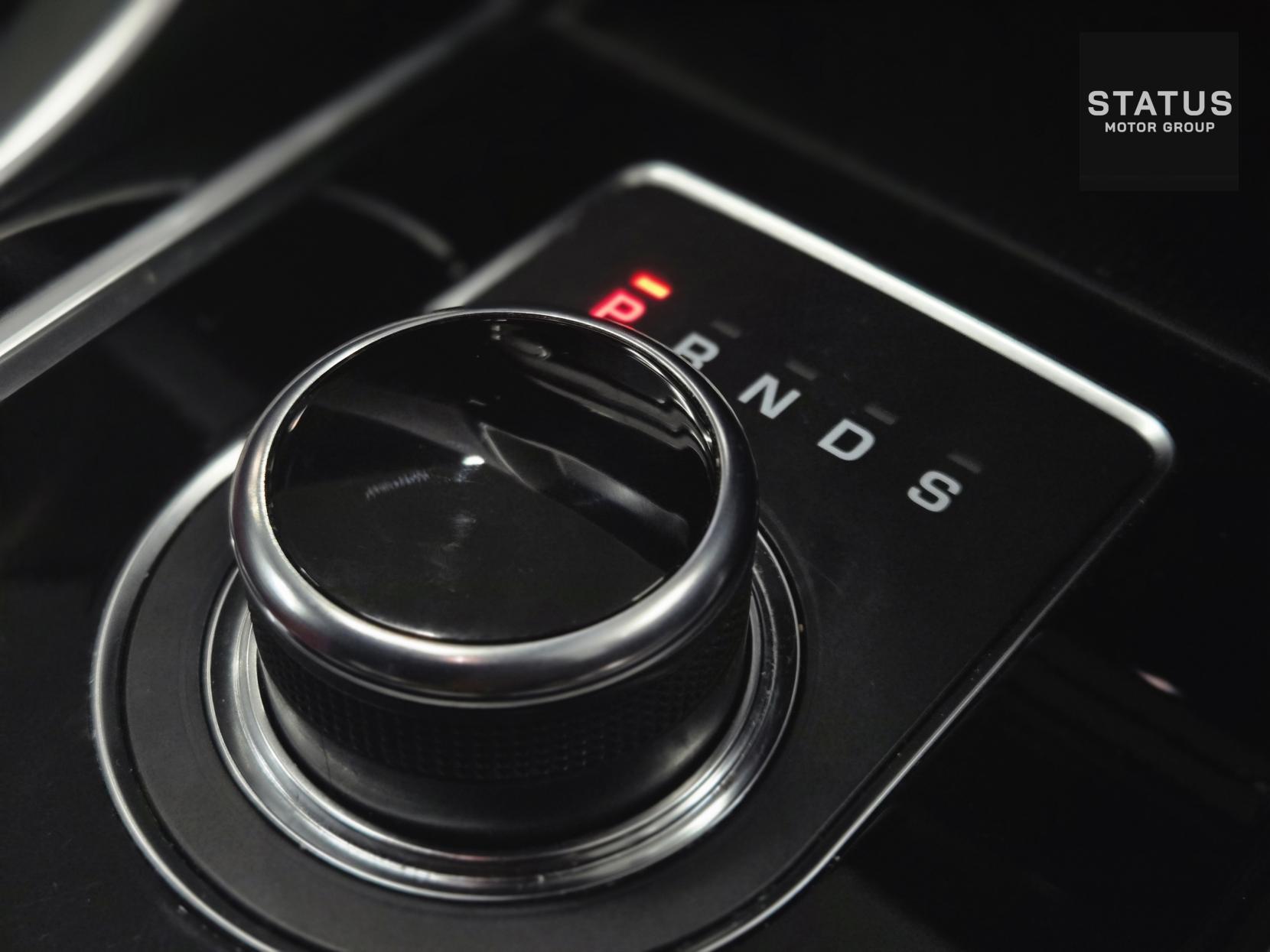 Jaguar XE 2.0d Landmark Saloon 4dr Diesel Auto Euro 6 (s/s) (180 ps)