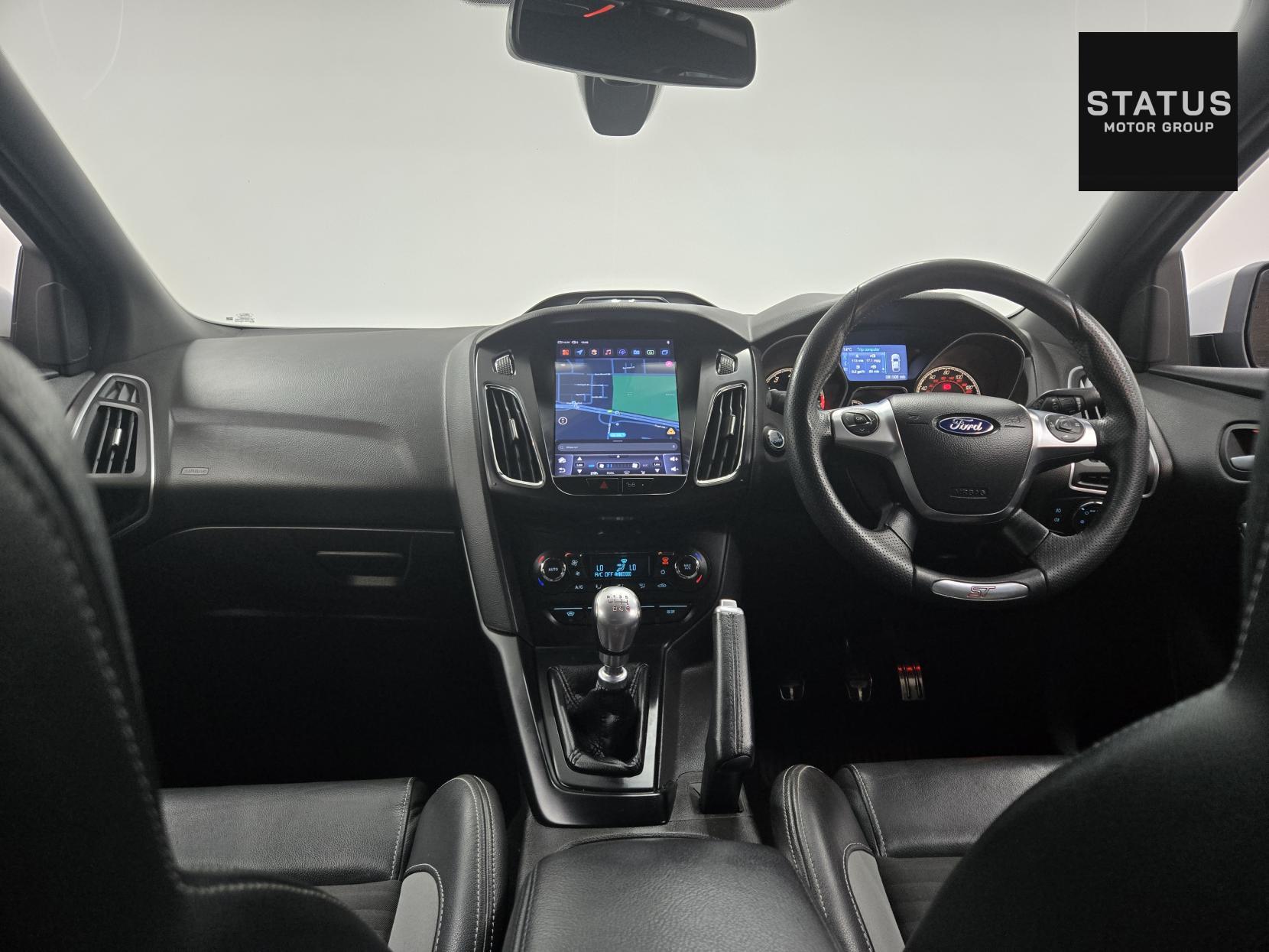 Ford Focus 2.0T EcoBoost ST-2 Hatchback 5dr Petrol Manual Euro 5 (s/s) (250 ps)