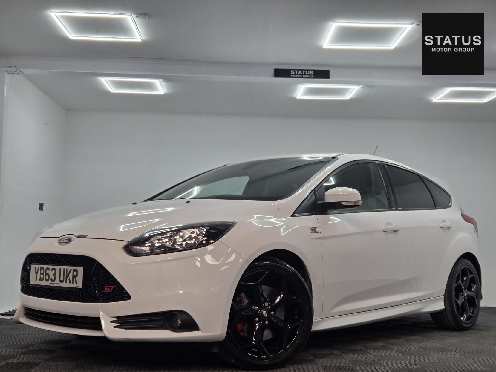 Ford Focus 2.0T EcoBoost ST-2 Hatchback 5dr Petrol Manual Euro 5 (s/s) (250 ps)