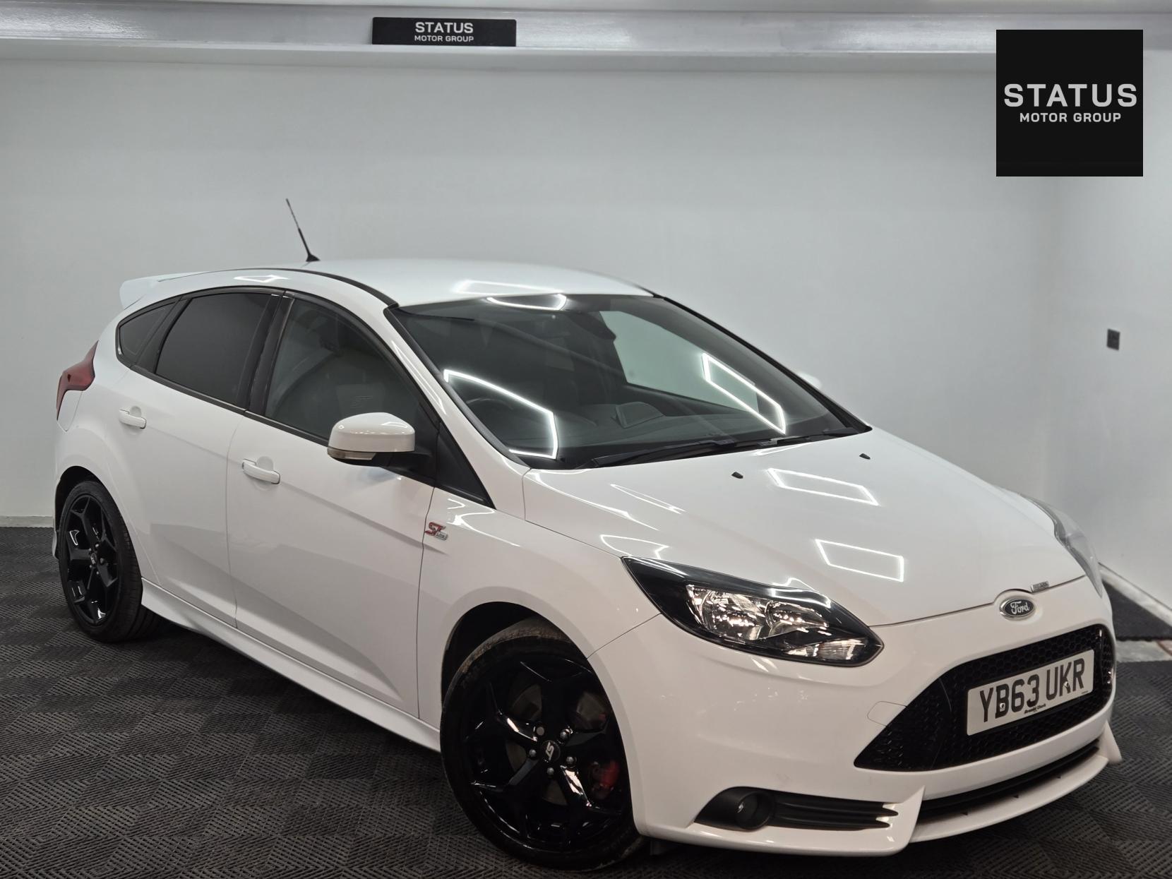 Ford Focus 2.0T EcoBoost ST-2 Hatchback 5dr Petrol Manual Euro 5 (s/s) (250 ps)