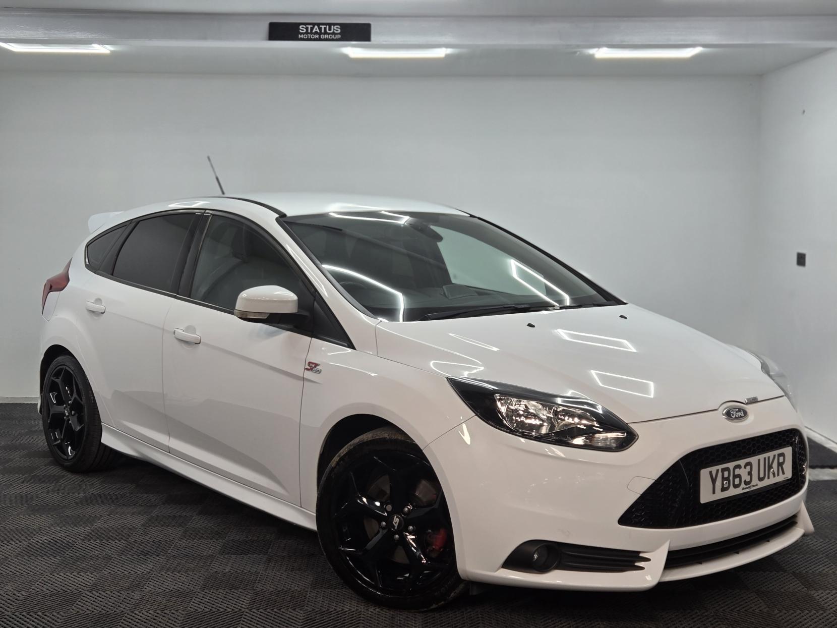 Ford Focus 2.0T EcoBoost ST-2 Hatchback 5dr Petrol Manual Euro 5 (s/s) (250 ps)