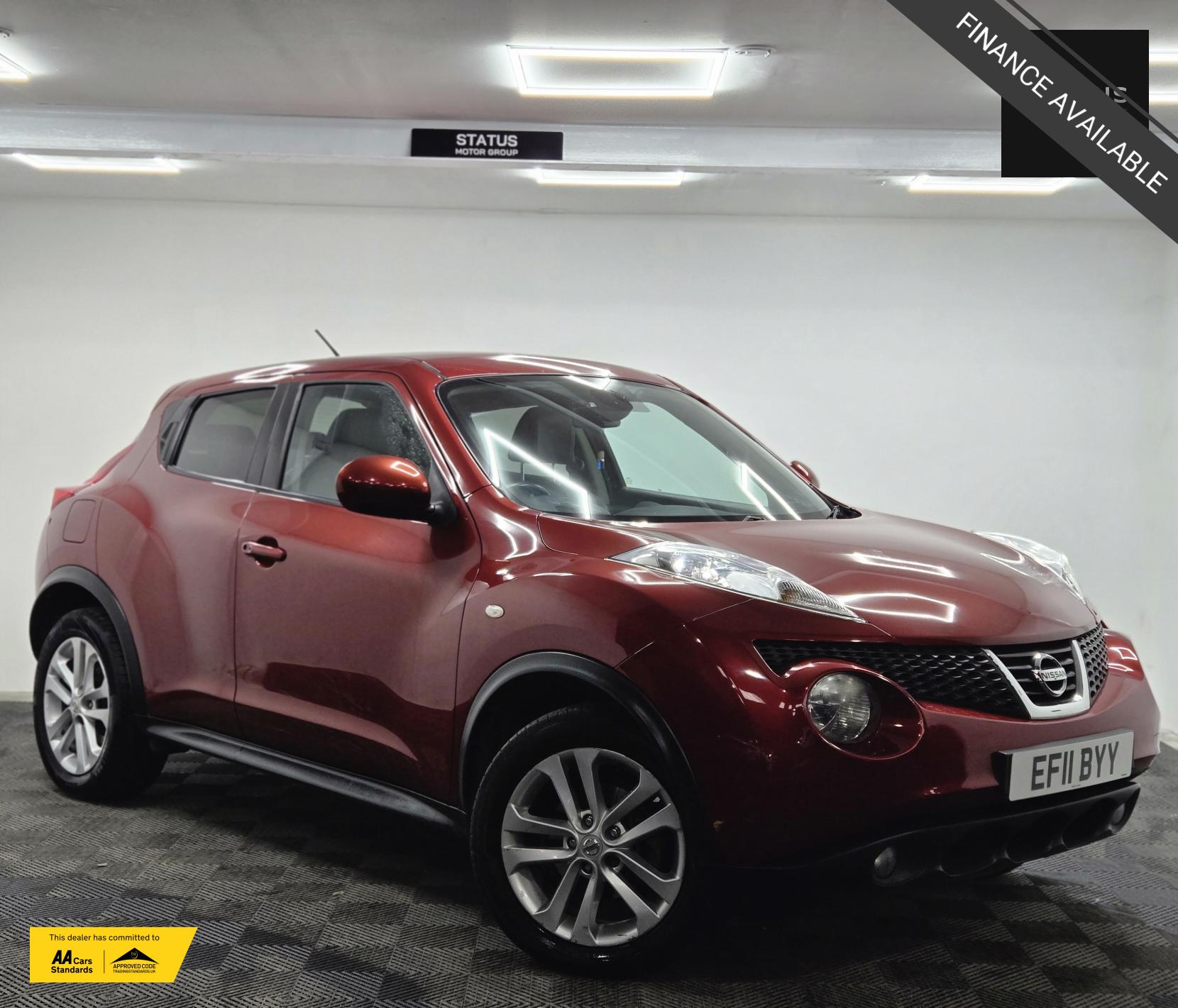 Nissan Juke 1.6 Tekna SUV 5dr Petrol CVT Euro 5 (117 ps)