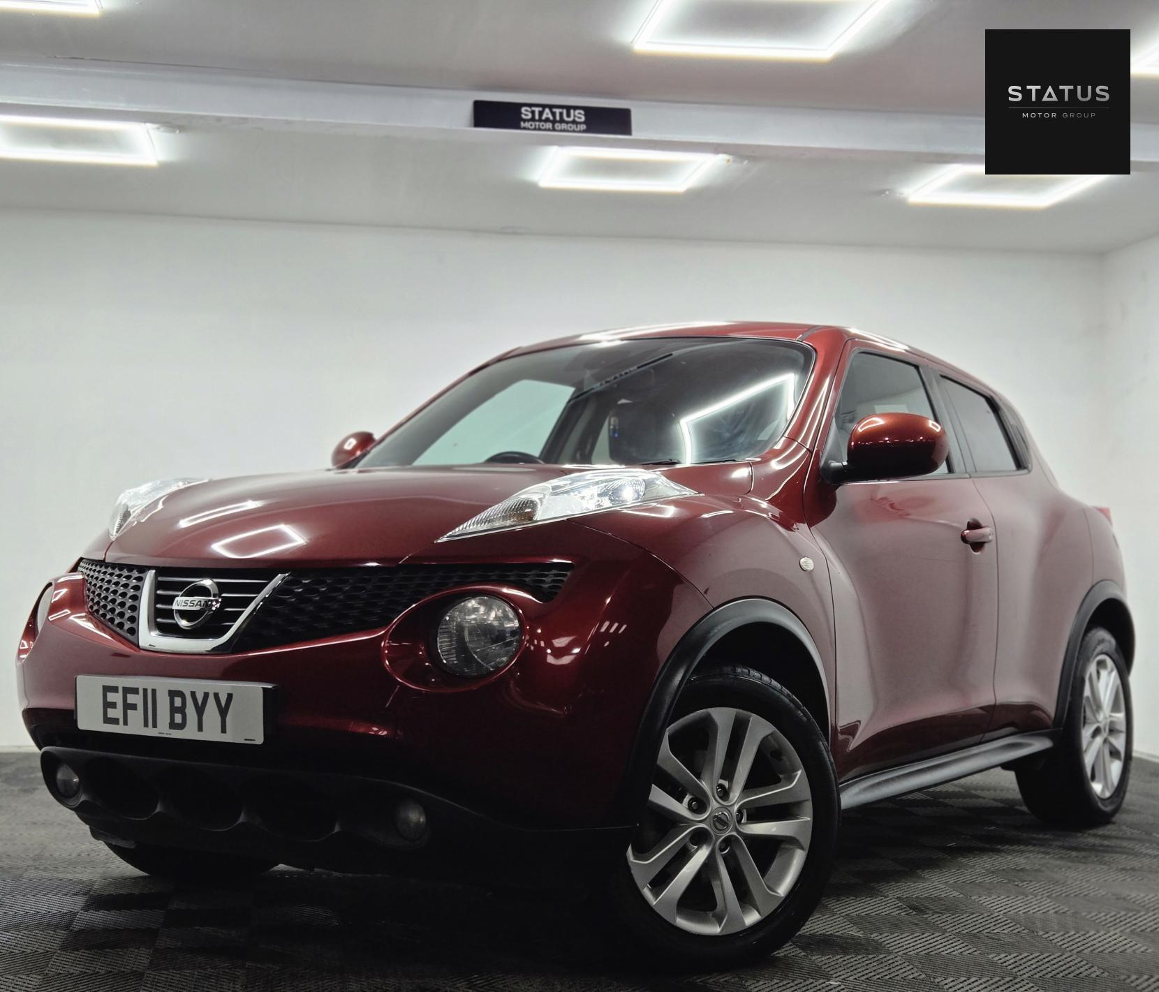 Nissan Juke 1.6 Tekna SUV 5dr Petrol CVT Euro 5 (117 ps)
