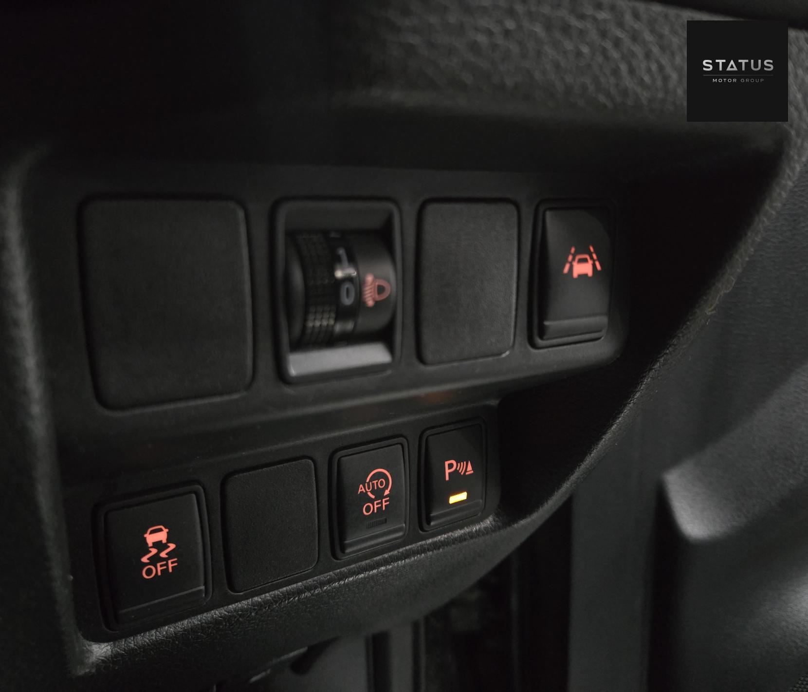 Nissan Qashqai 1.5 dCi N-Connecta SUV 5dr Diesel Manual 2WD Euro 6 (s/s) (110 ps)