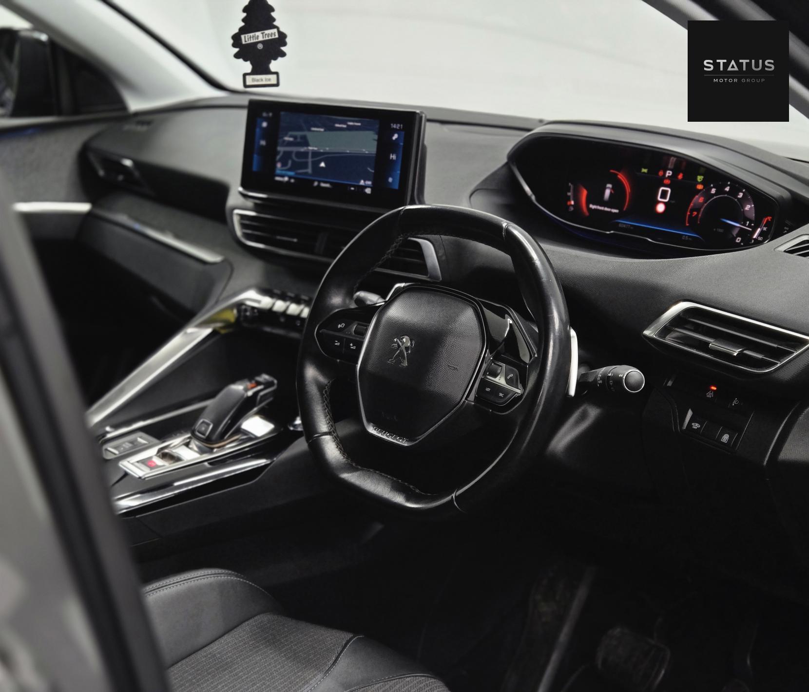 Peugeot 5008 1.2 PureTech Allure Premium SUV 5dr Petrol EAT Euro 6 (s/s) (130 ps)