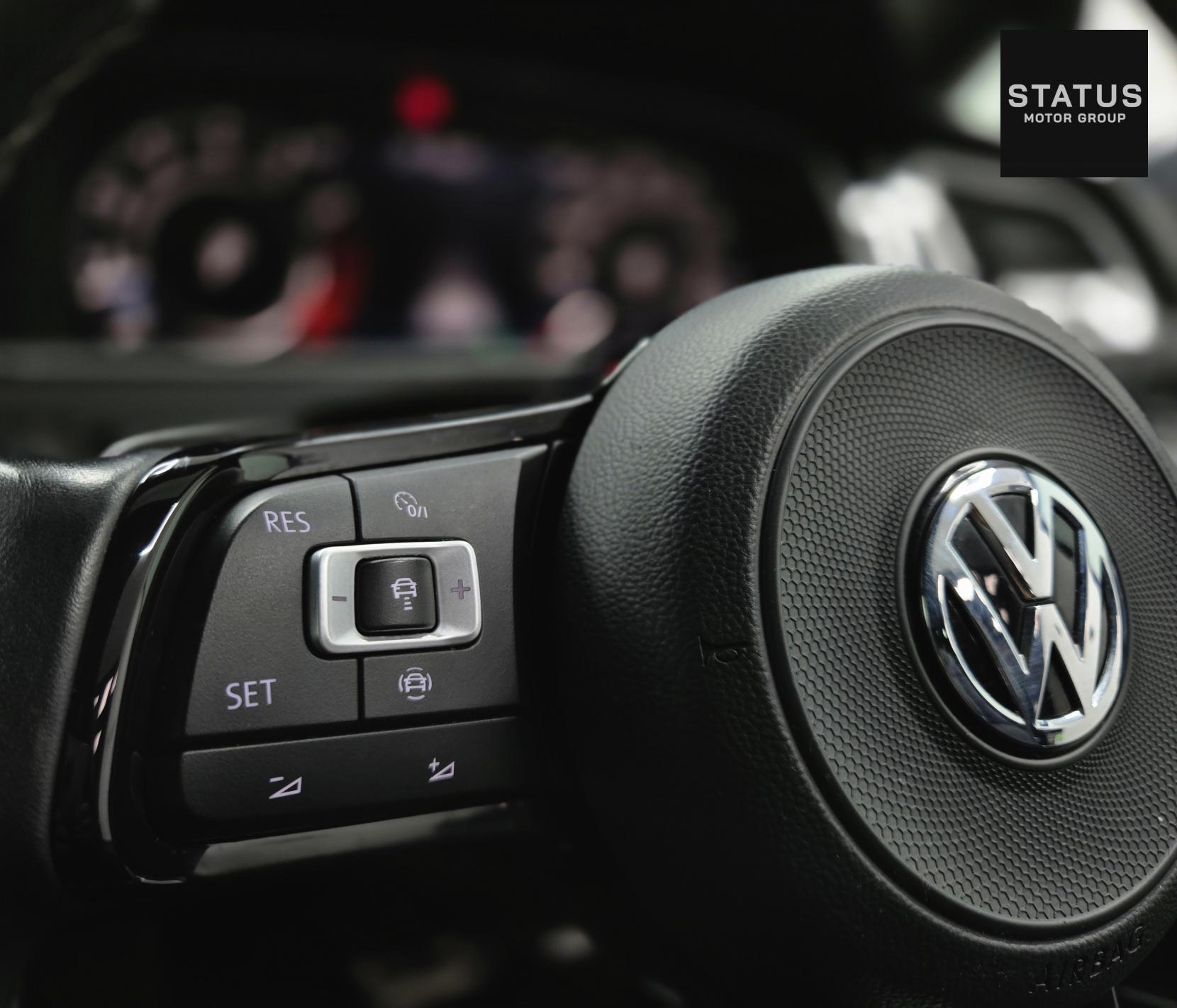 Volkswagen Golf 2.0 TSI R Hatchback 5dr Petrol DSG 4Motion Euro 6 (s/s) (320 ps)
