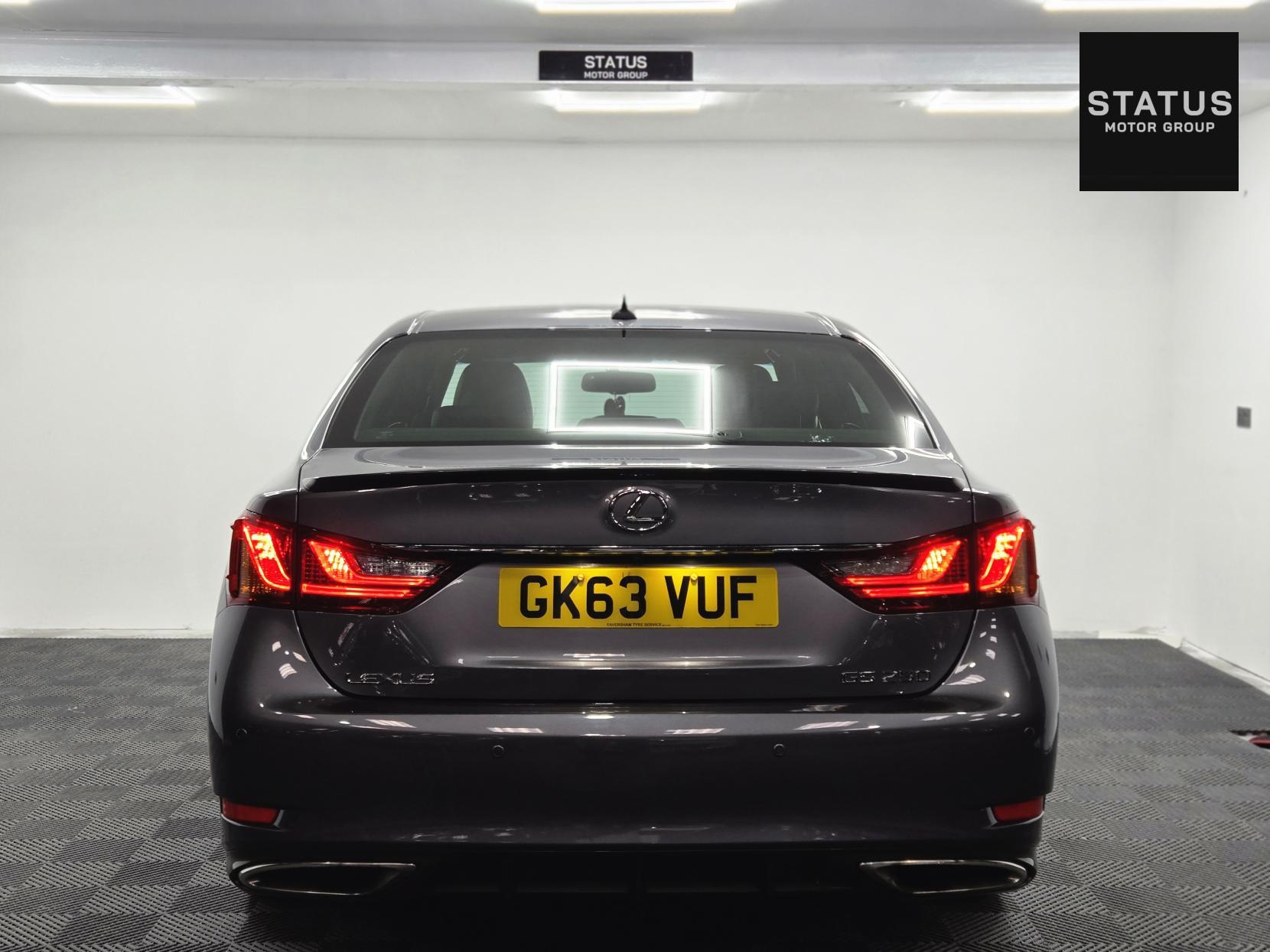 Lexus GS 2.5 250 V6 F Sport Saloon 4dr Petrol Auto Euro 5 (208 ps)