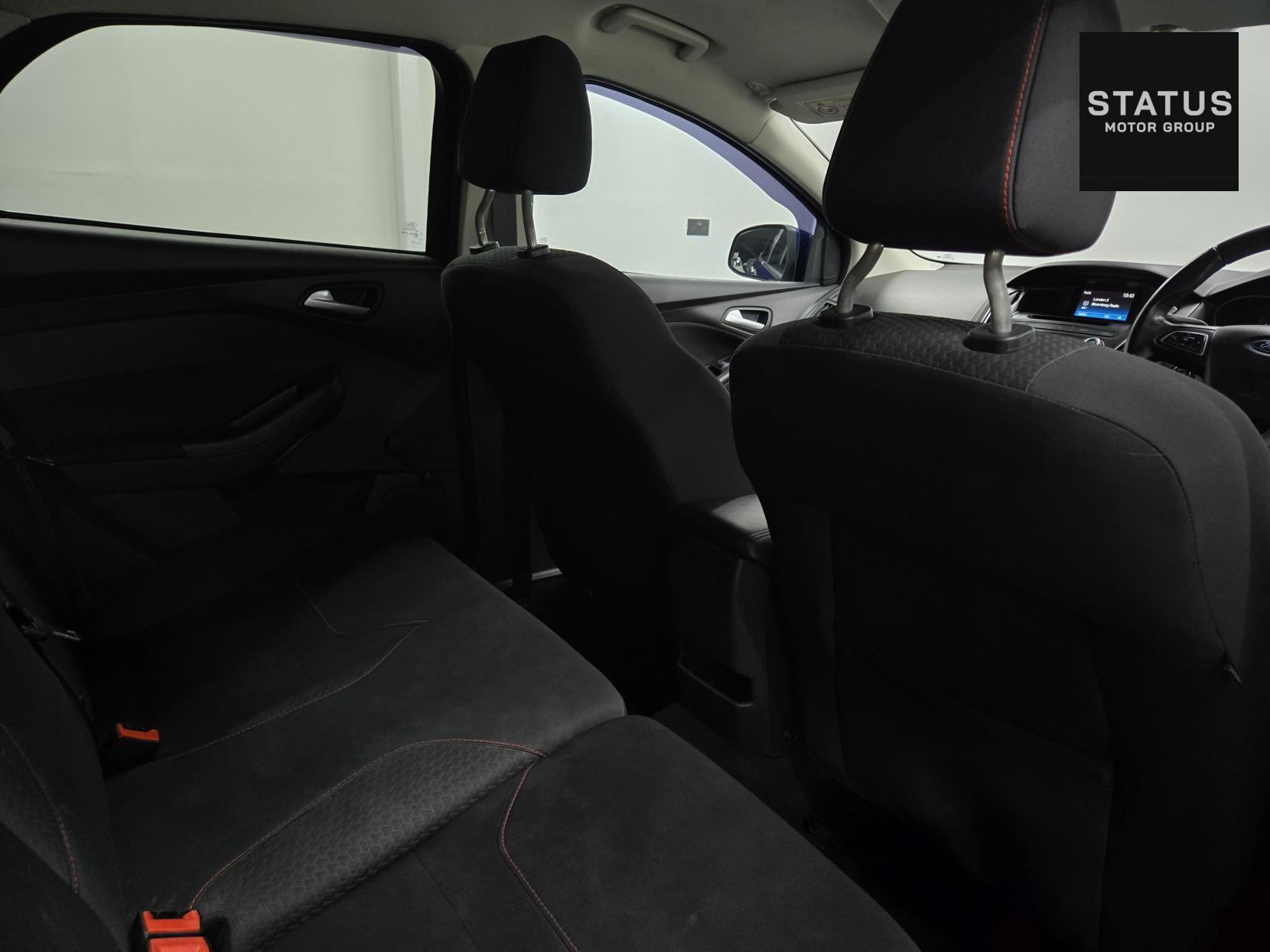 Ford Focus 1.0T EcoBoost Zetec S Hatchback 5dr Petrol Manual Euro 6 (s/s) (125 ps)