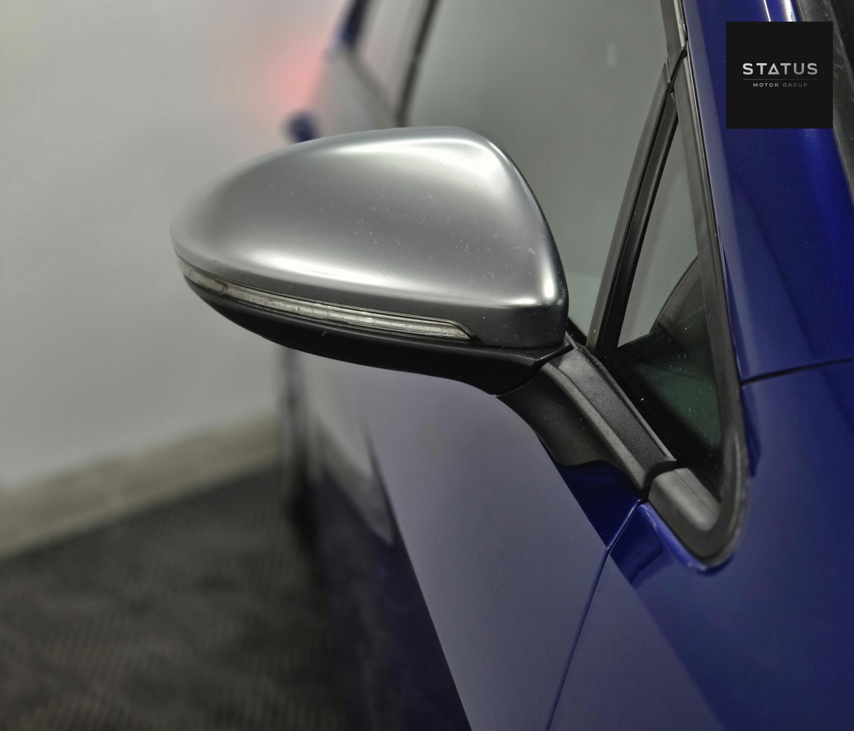 Volkswagen Golf 2.0 TSI R Hatchback 5dr Petrol DSG 4Motion Euro 6 (s/s) (300 ps)