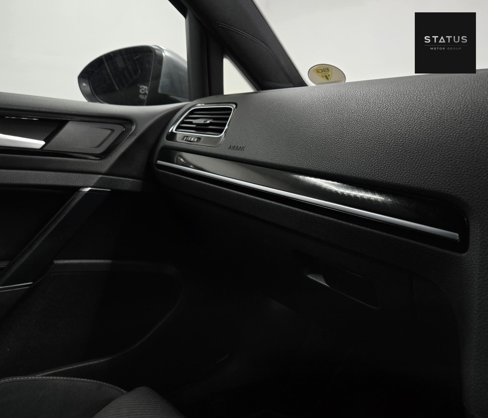 Volkswagen Golf 2.0 TSI R Hatchback 5dr Petrol DSG 4Motion Euro 6 (s/s) (300 ps)