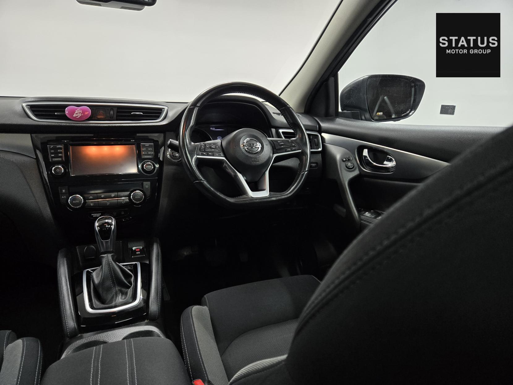 Nissan Qashqai 1.2 DIG-T N-Connecta SUV 5dr Petrol XTRON Euro 6 (s/s) (115 ps)