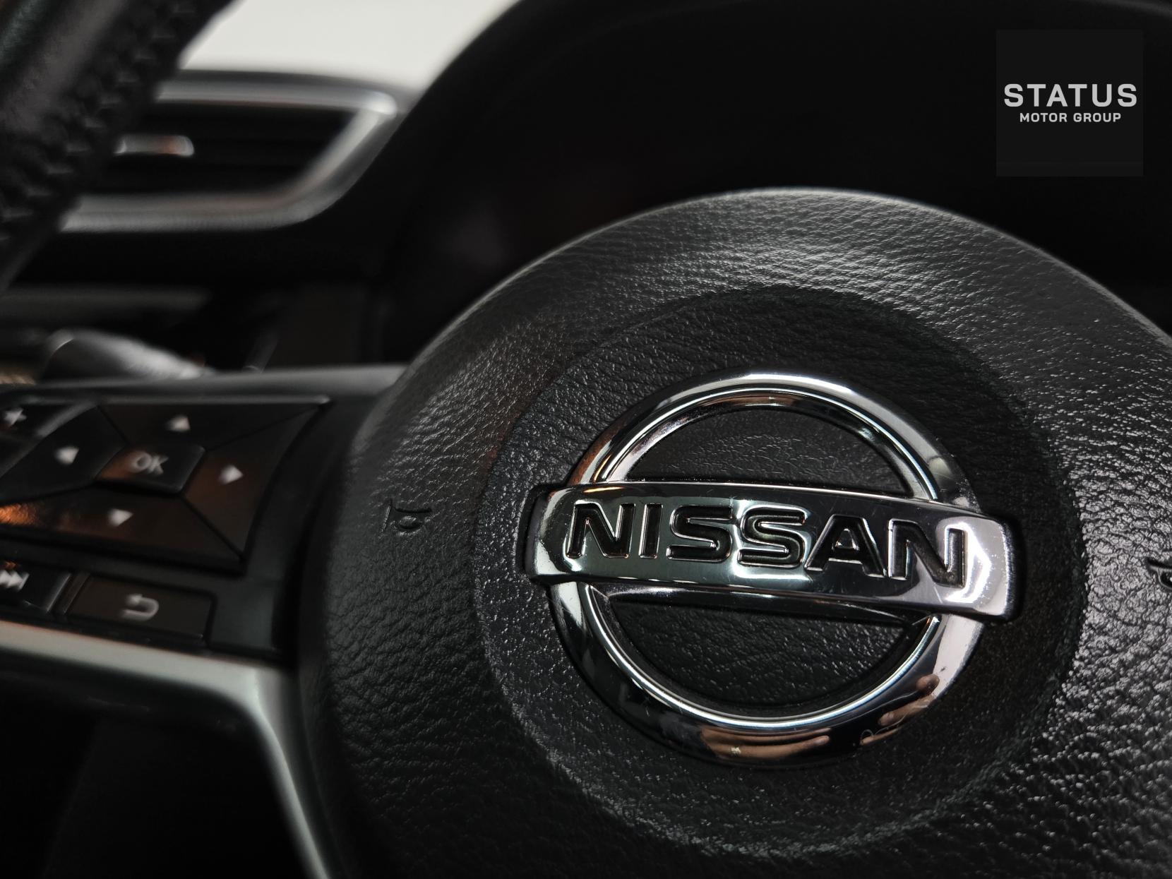 Nissan Qashqai 1.2 DIG-T N-Connecta SUV 5dr Petrol XTRON Euro 6 (s/s) (115 ps)