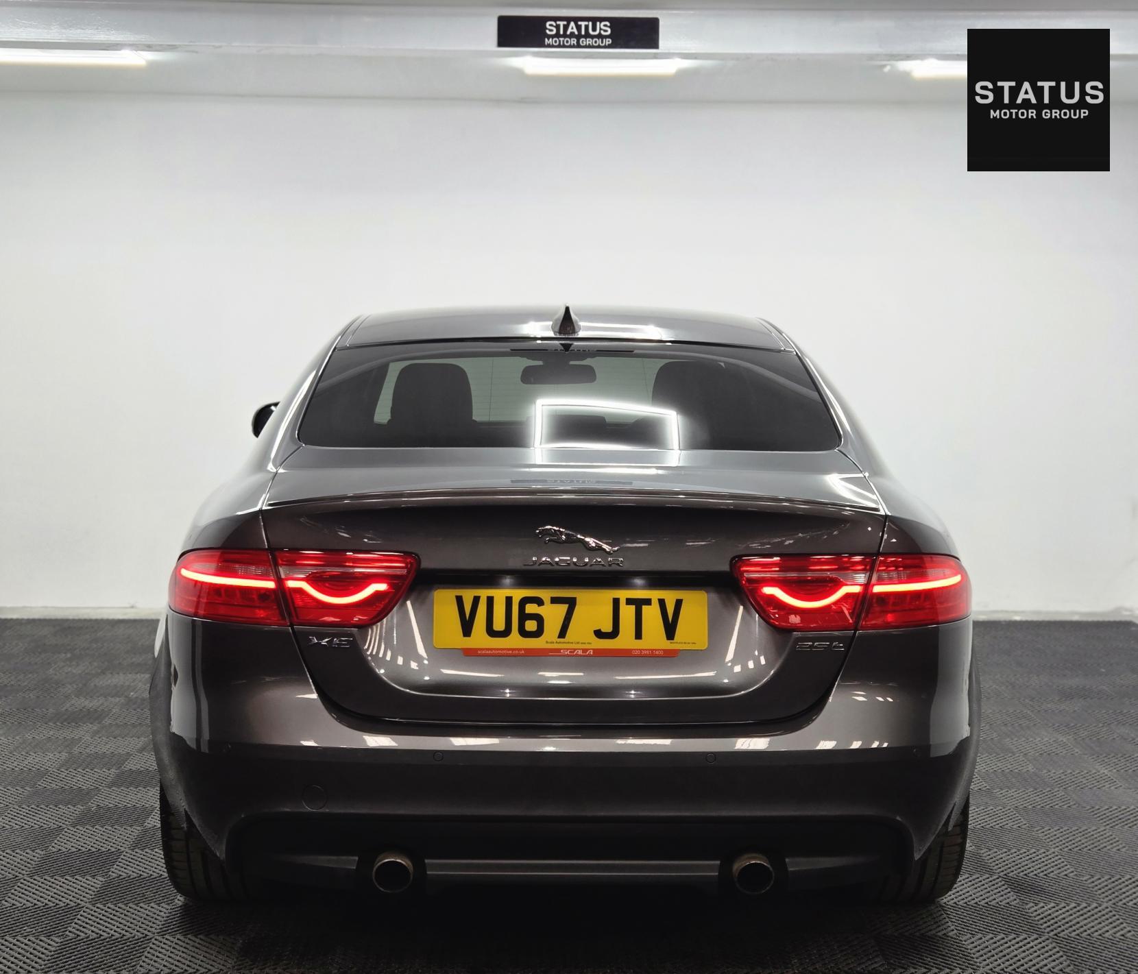 Jaguar XE 2.0i R-Sport Saloon 4dr Petrol Auto Euro 6 (s/s) (250 ps)