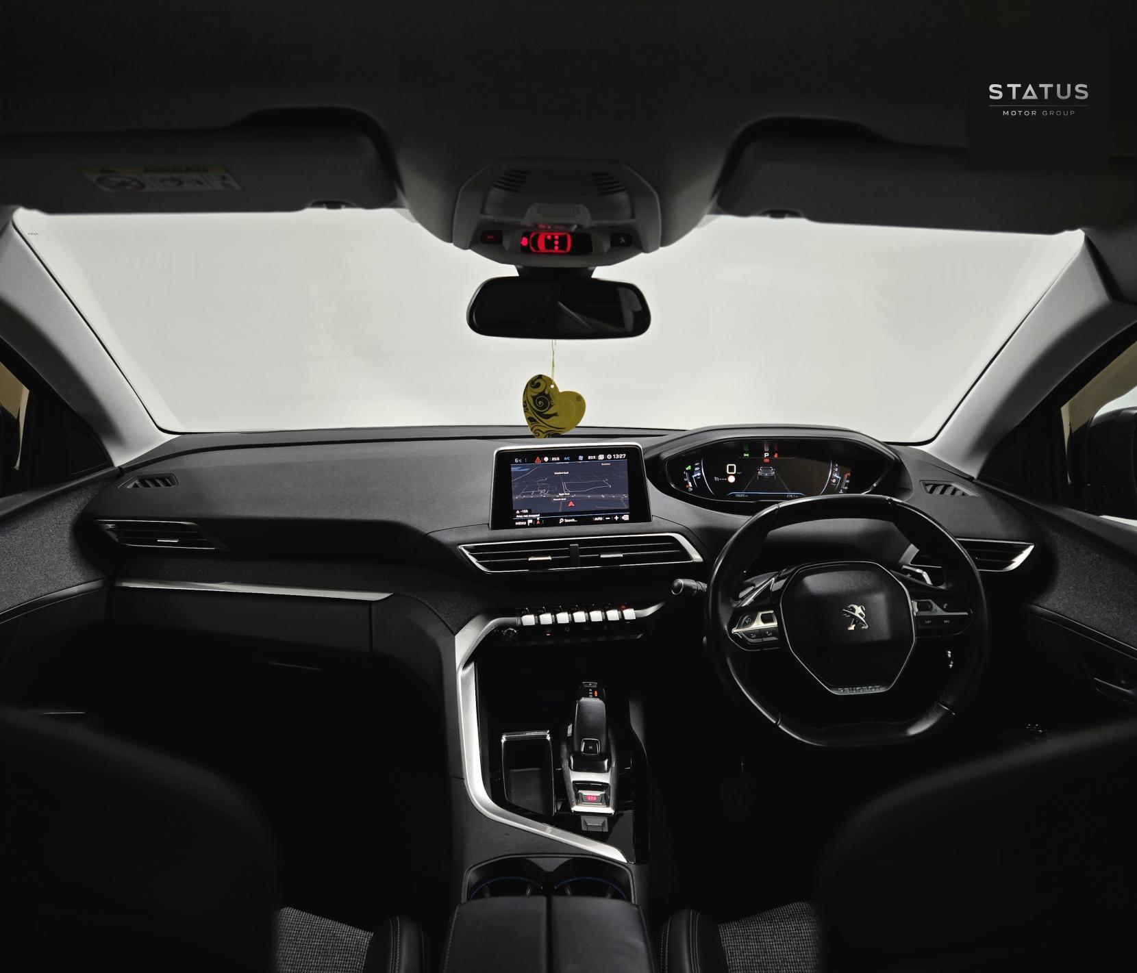 Peugeot 3008 1.2 PureTech Allure SUV 5dr Petrol EAT Euro 6 (s/s) (130 ps)