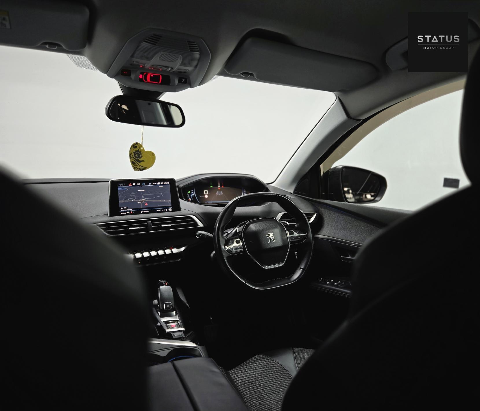 Peugeot 3008 1.2 PureTech Allure SUV 5dr Petrol EAT Euro 6 (s/s) (130 ps)